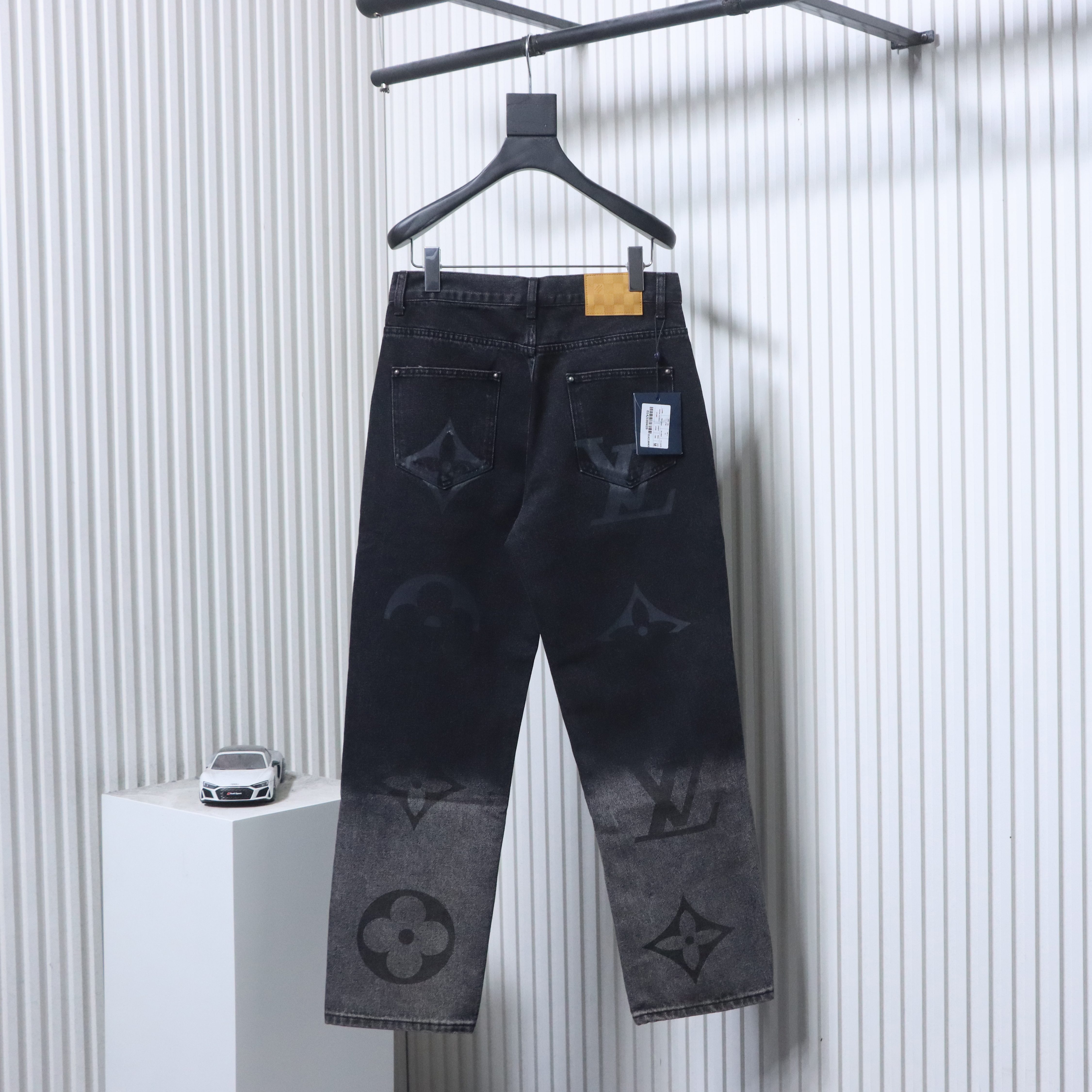 LOUIS VUITTON Allover Print Gradient Denim Logo Short Sleeve T-Shirt