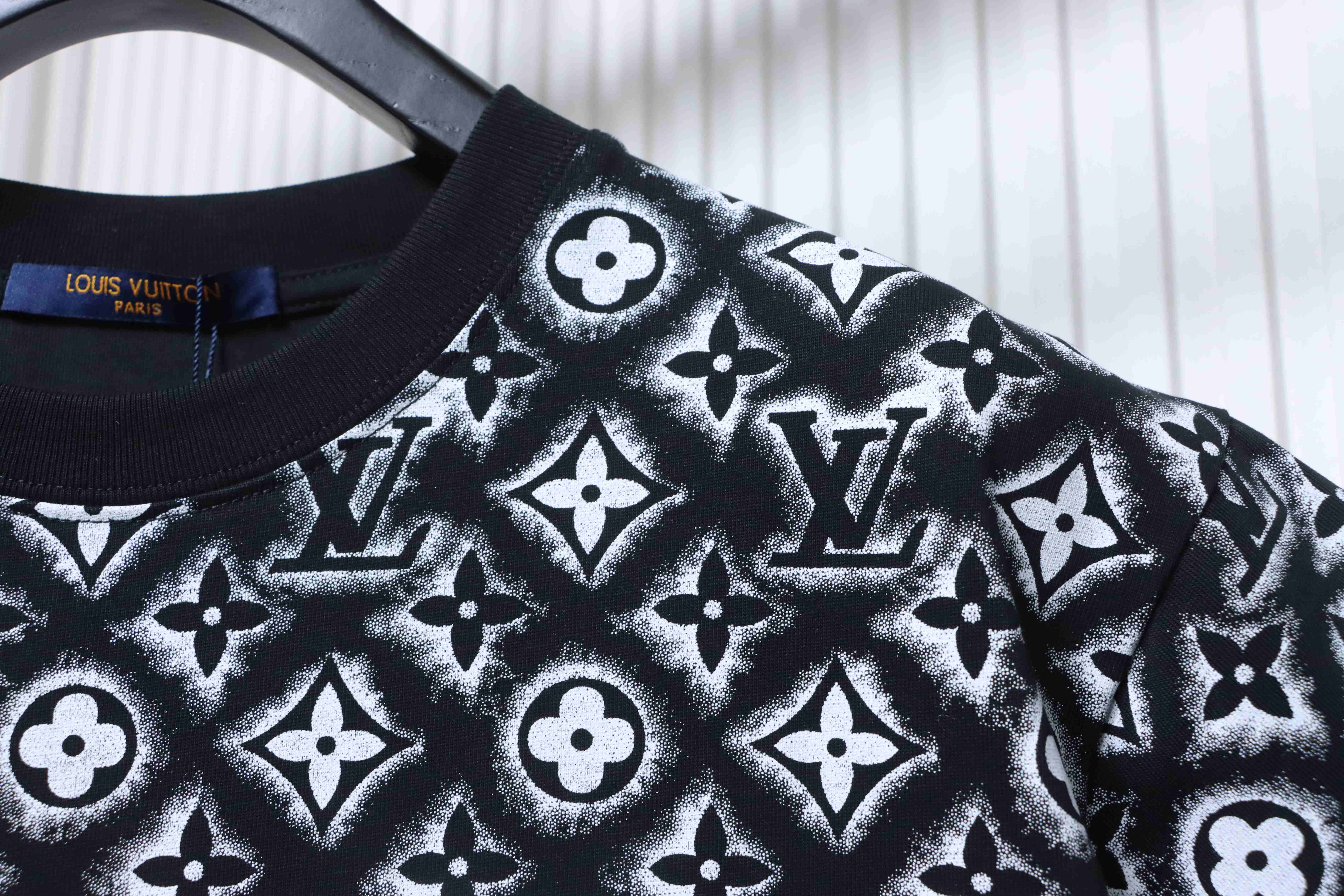 LOUIS VUITTON Allover Print Logo Black White Short Sleeve T-Shirt