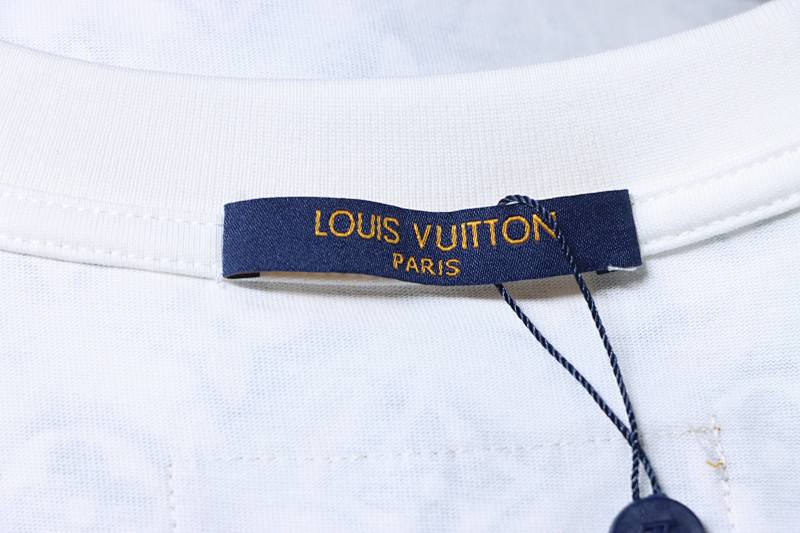 LOUIS VUITTON Allover Print Logo Short Sleeve T-Shirt Style 2