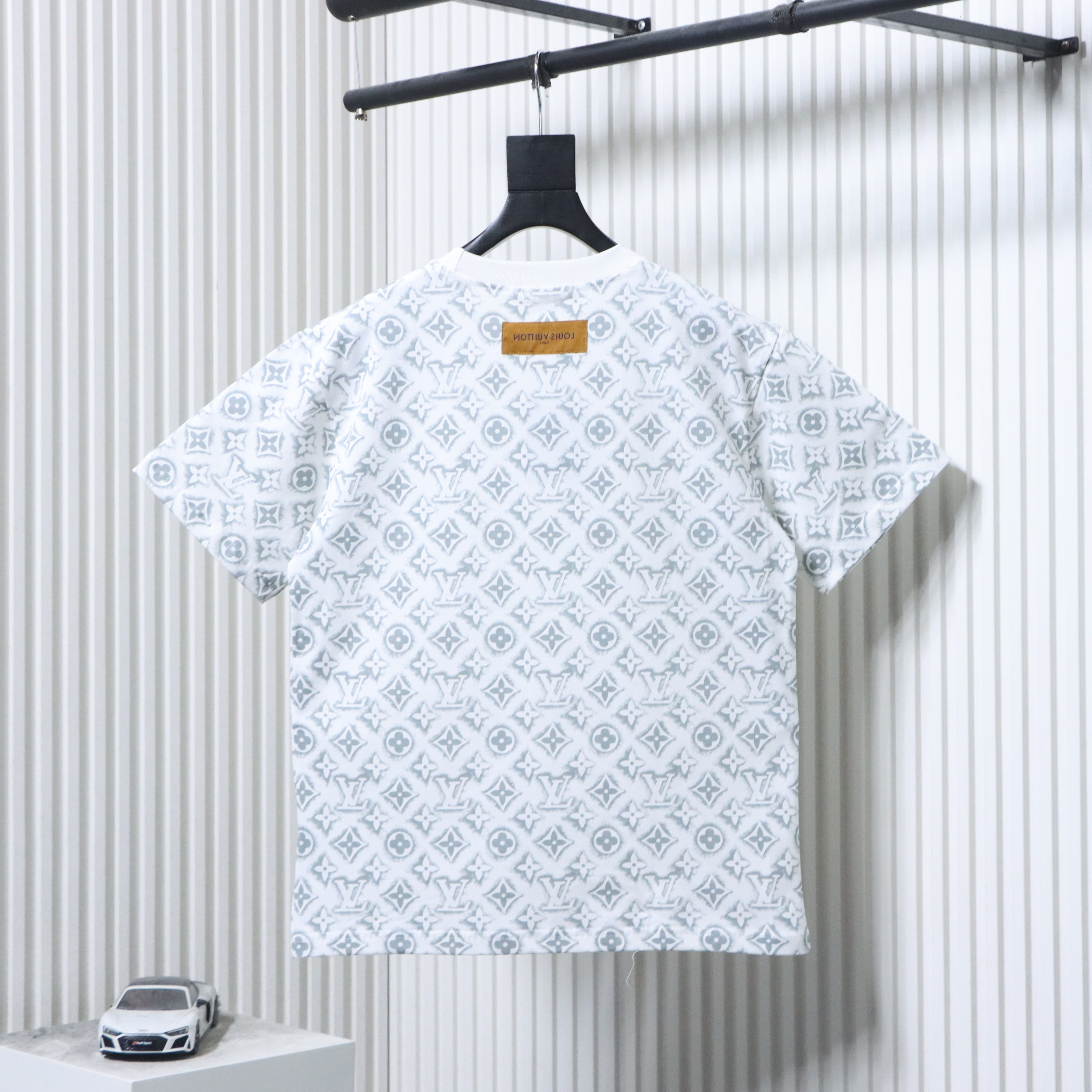 LOUIS VUITTON Allover Print Logo Short Sleeve T-Shirt Style 2