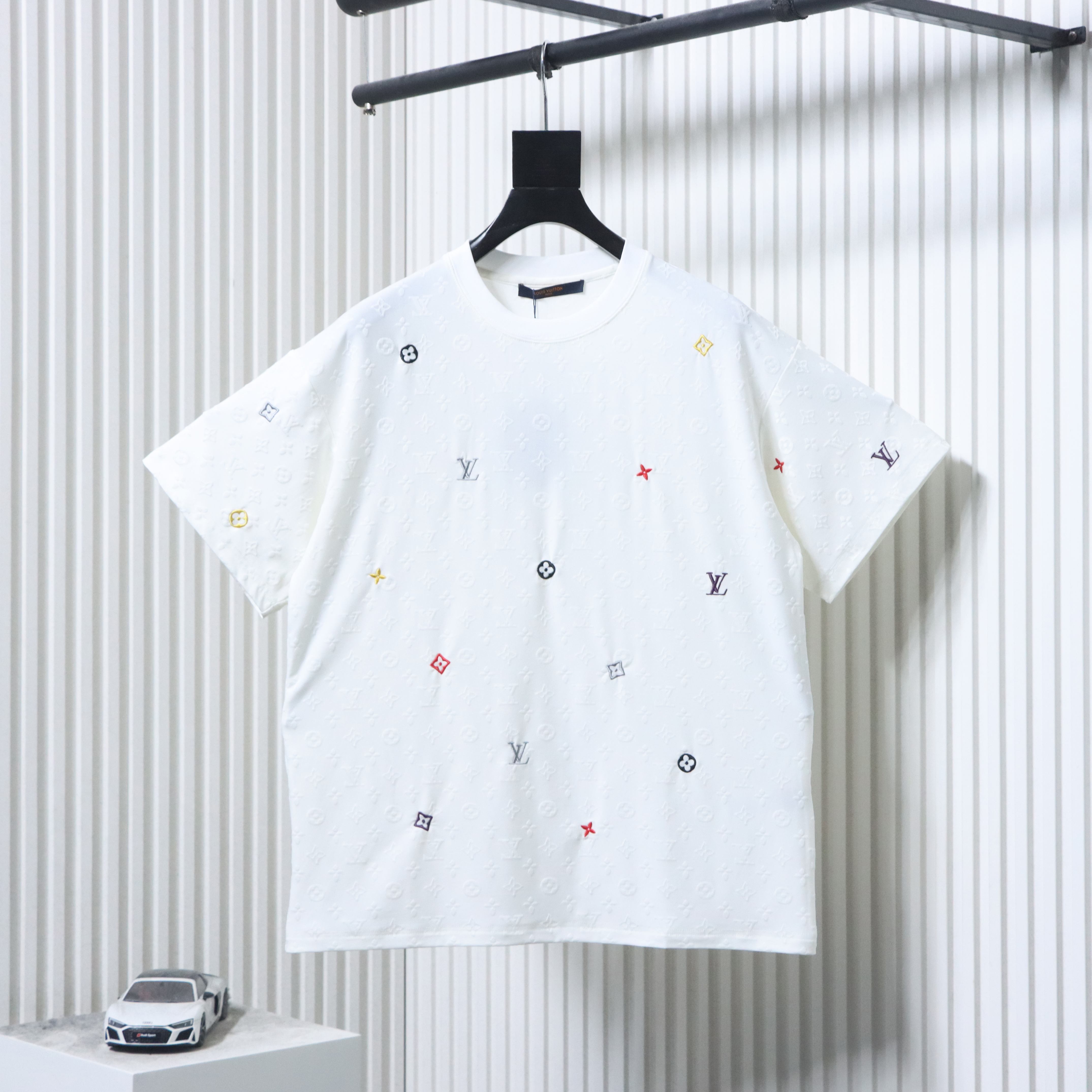 LOUIS VUITTON Allover Print Monogram Embroidery Logo Short Sleeve T-Shirt Style 1