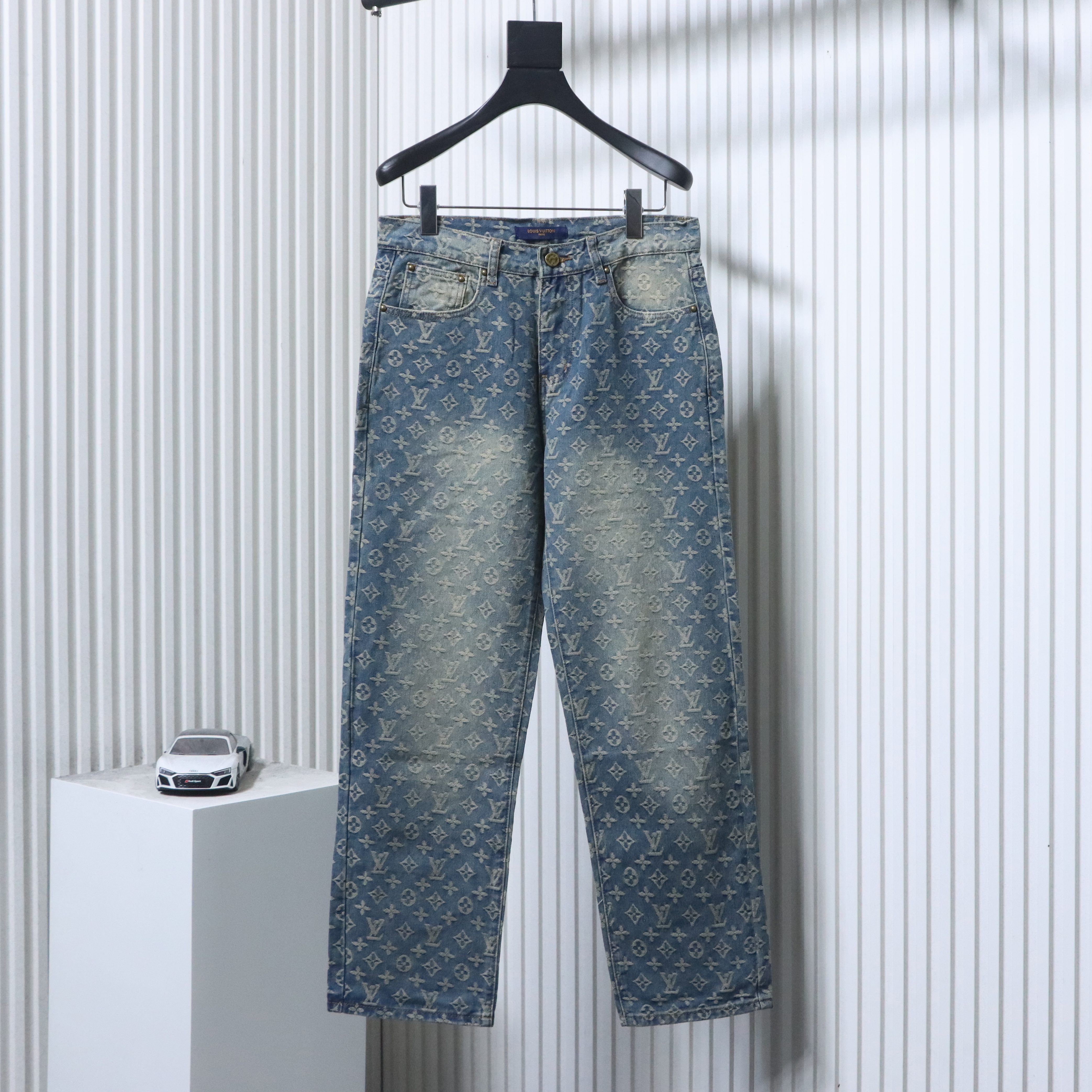 LOUIS VUITTON Allover Print Monogram Jacquard Monogram High Quality Denim Short Sleeve T-Shirt