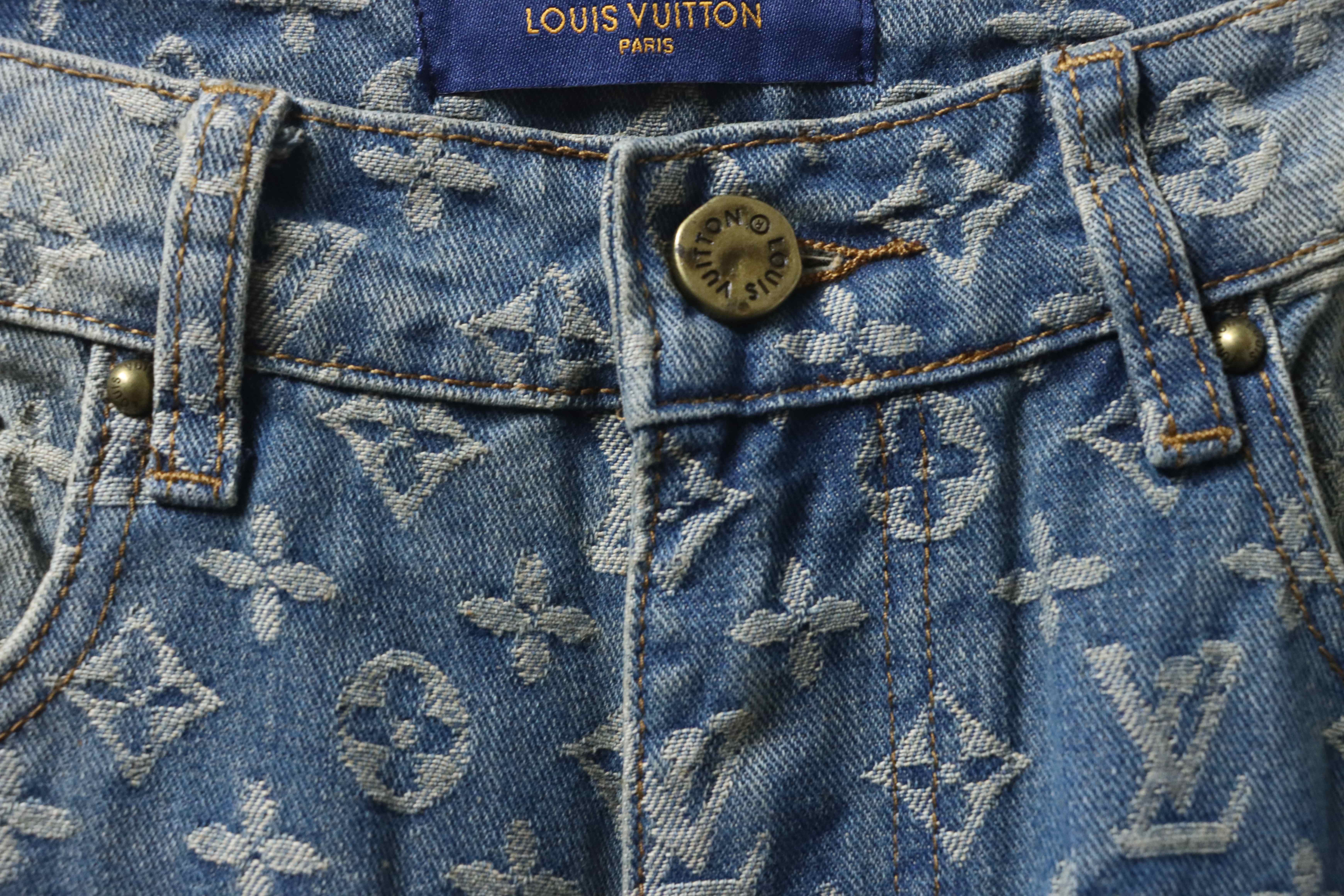 LOUIS VUITTON Allover Print Monogram Jacquard Monogram High Quality Denim Short Sleeve T-Shirt