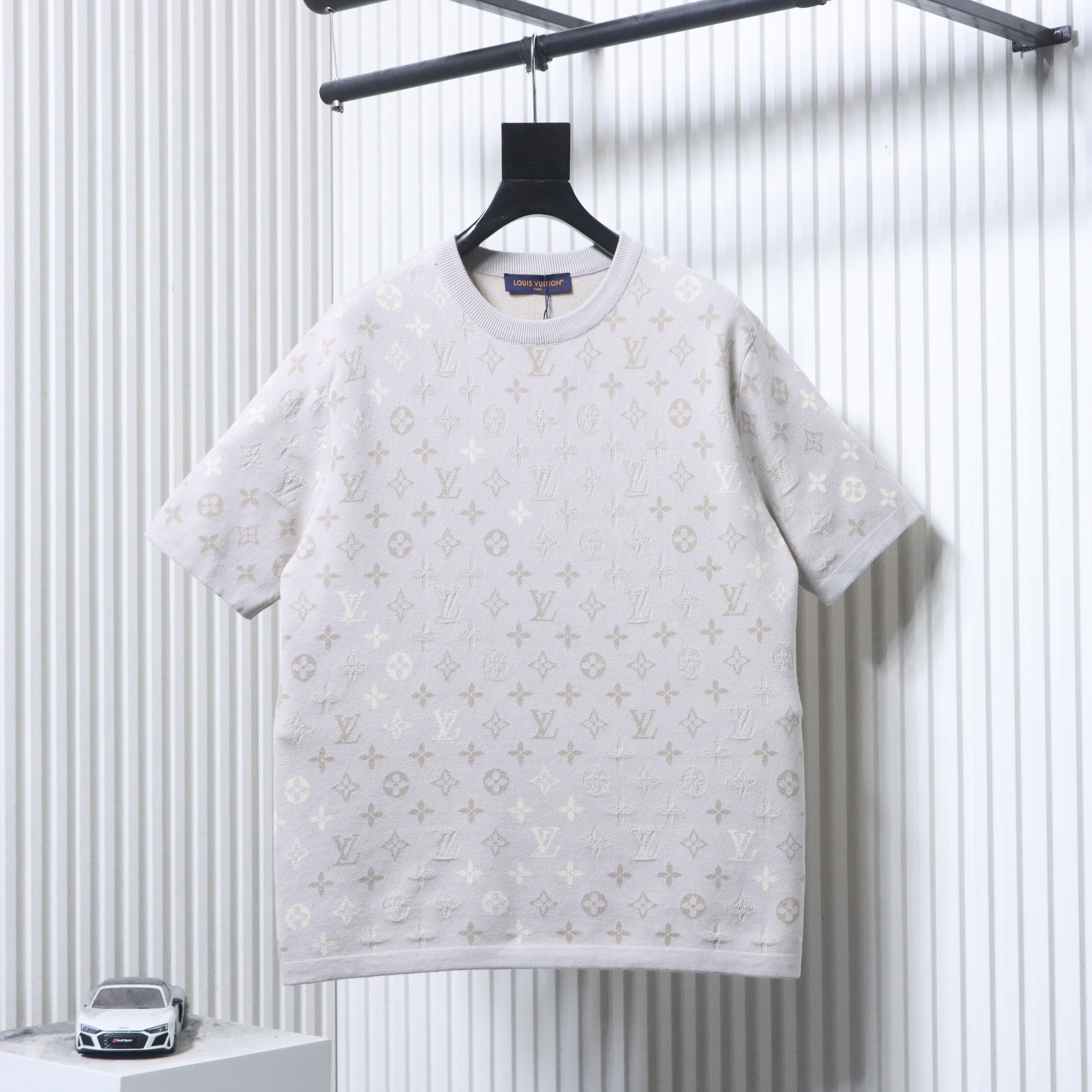 LOUIS VUITTON Allover Print Tonal Pattern Monogram Gradient Short Sleeve T-Shirt