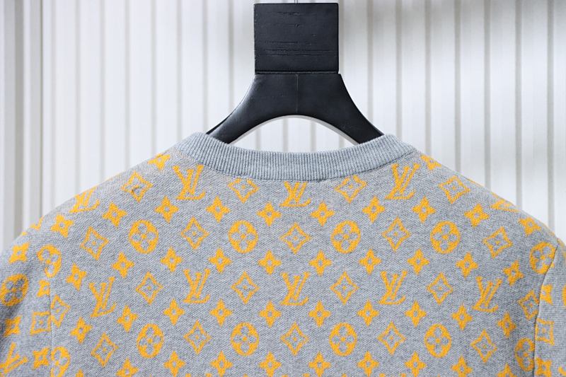 LOUIS VUITTON Allover Print Tonal Pattern Short Sleeve T-Shirt Style 1