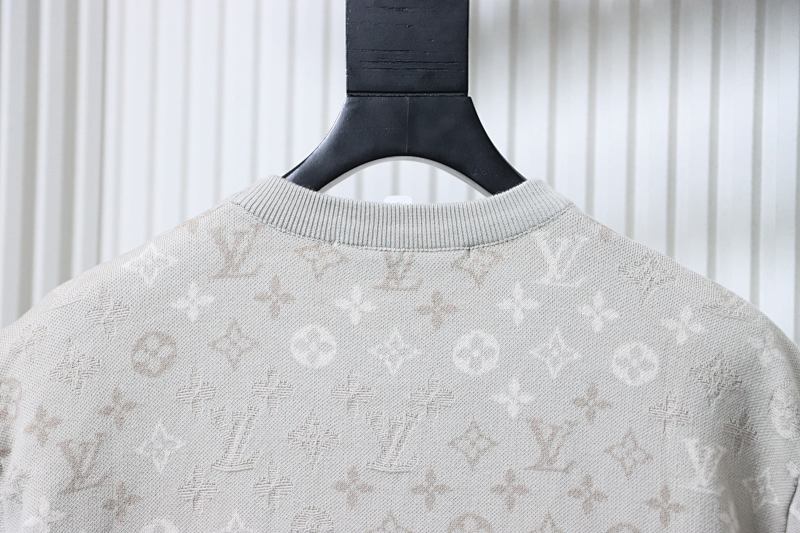 LOUIS VUITTON Allover Print Tonal Pattern Short Sleeve T-Shirt Style 2