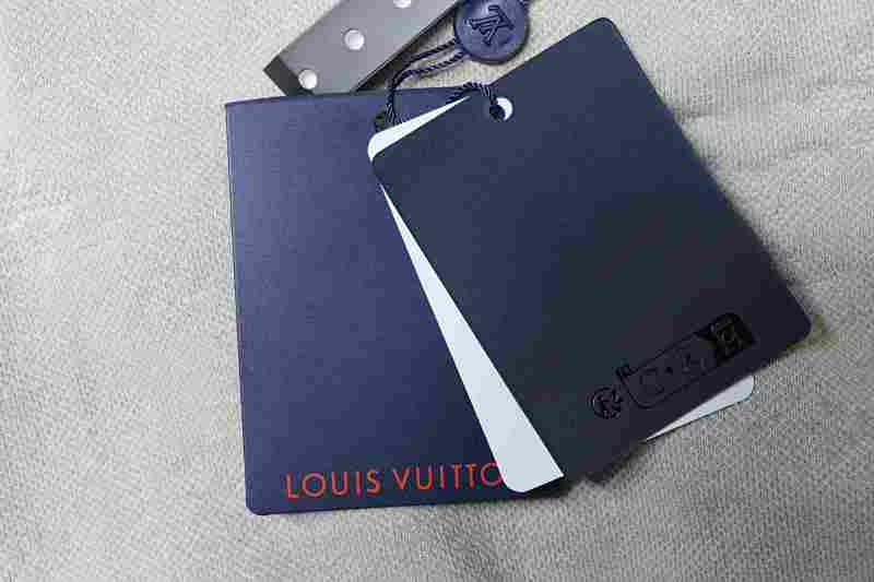 LOUIS VUITTON Allover Print Tonal Pattern Short Sleeve T-Shirt Style 2