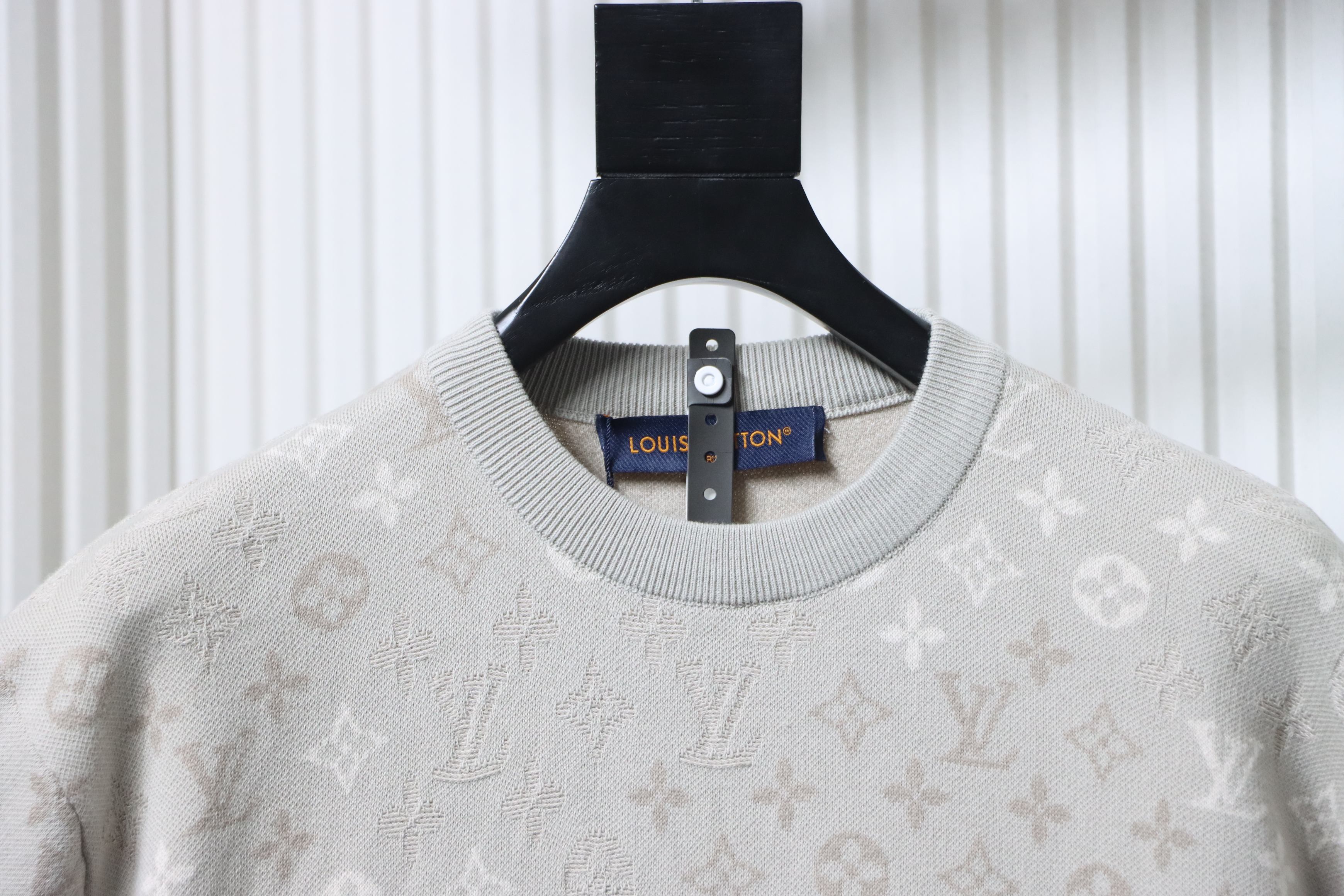LOUIS VUITTON Allover Print Tonal Pattern Short Sleeve T-Shirt Style 2