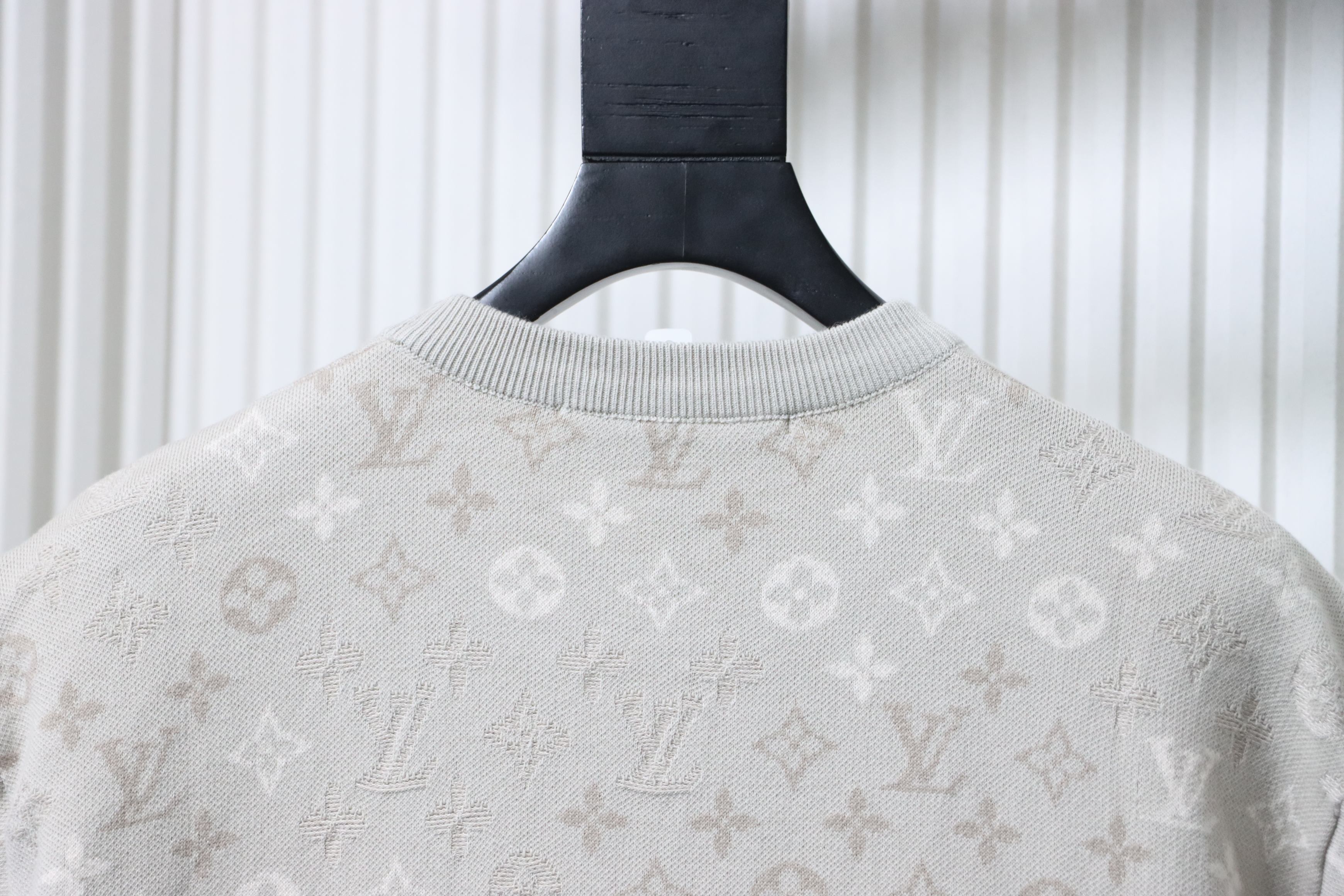 LOUIS VUITTON Allover Print Tonal Pattern Short Sleeve T-Shirt Style 2