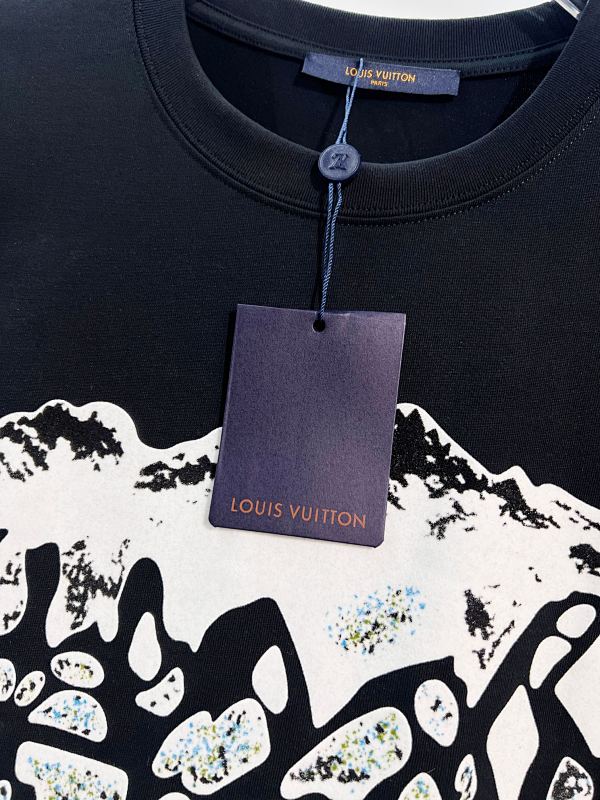 LOUIS VUITTON Black White Short Sleeve T-Shirt Style 1