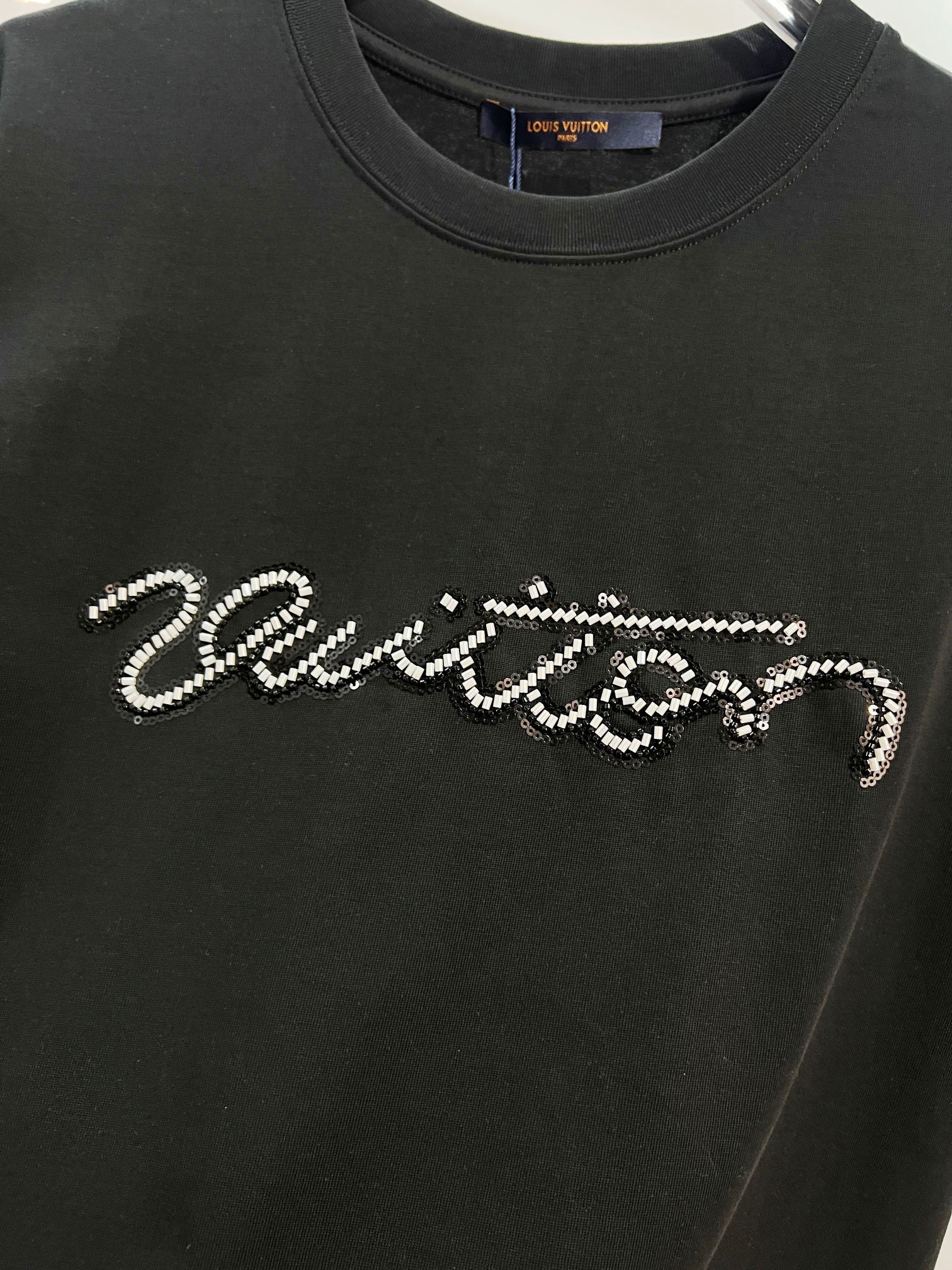 LOUIS VUITTON Black White Short Sleeve T-Shirt Style 2