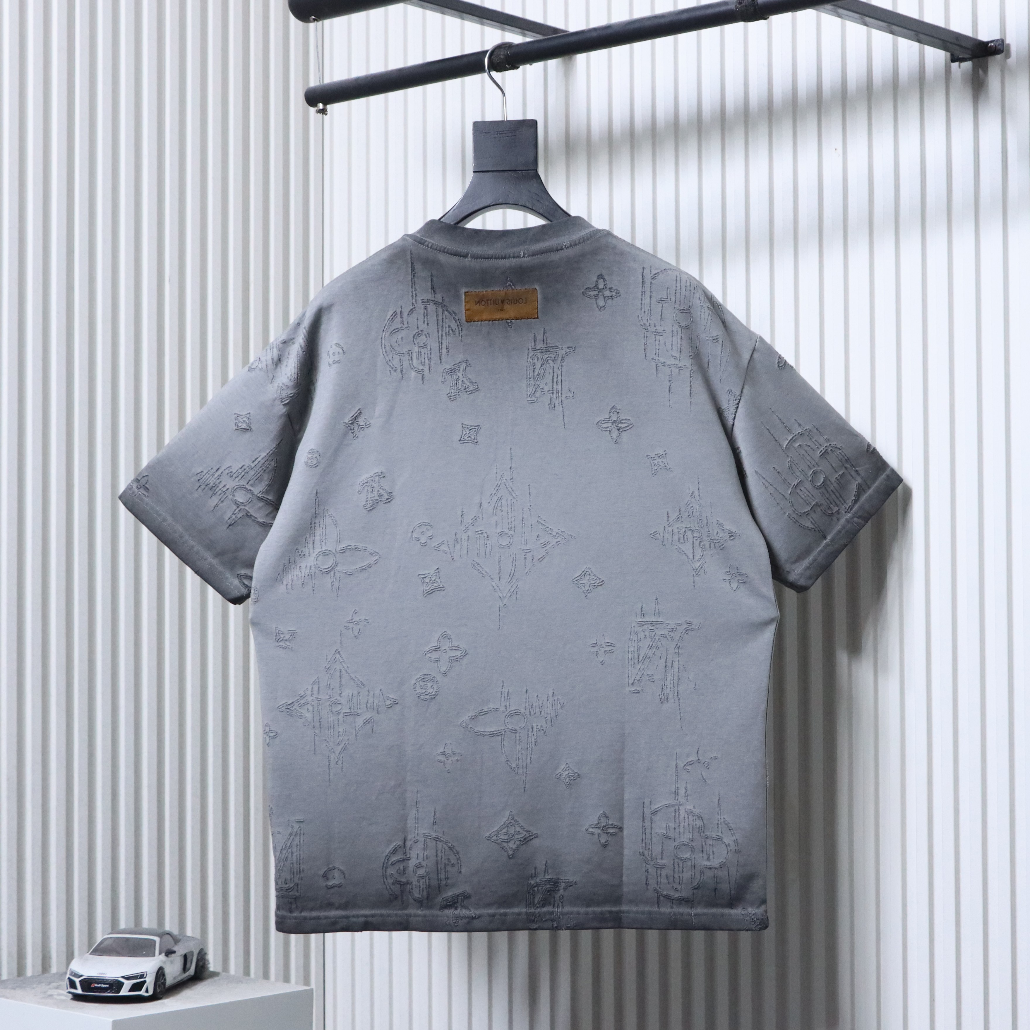 LOUIS VUITTON Burnout Monogram Burnout Washed Vintage Dark Gray Gray Short Sleeve T-Shirt