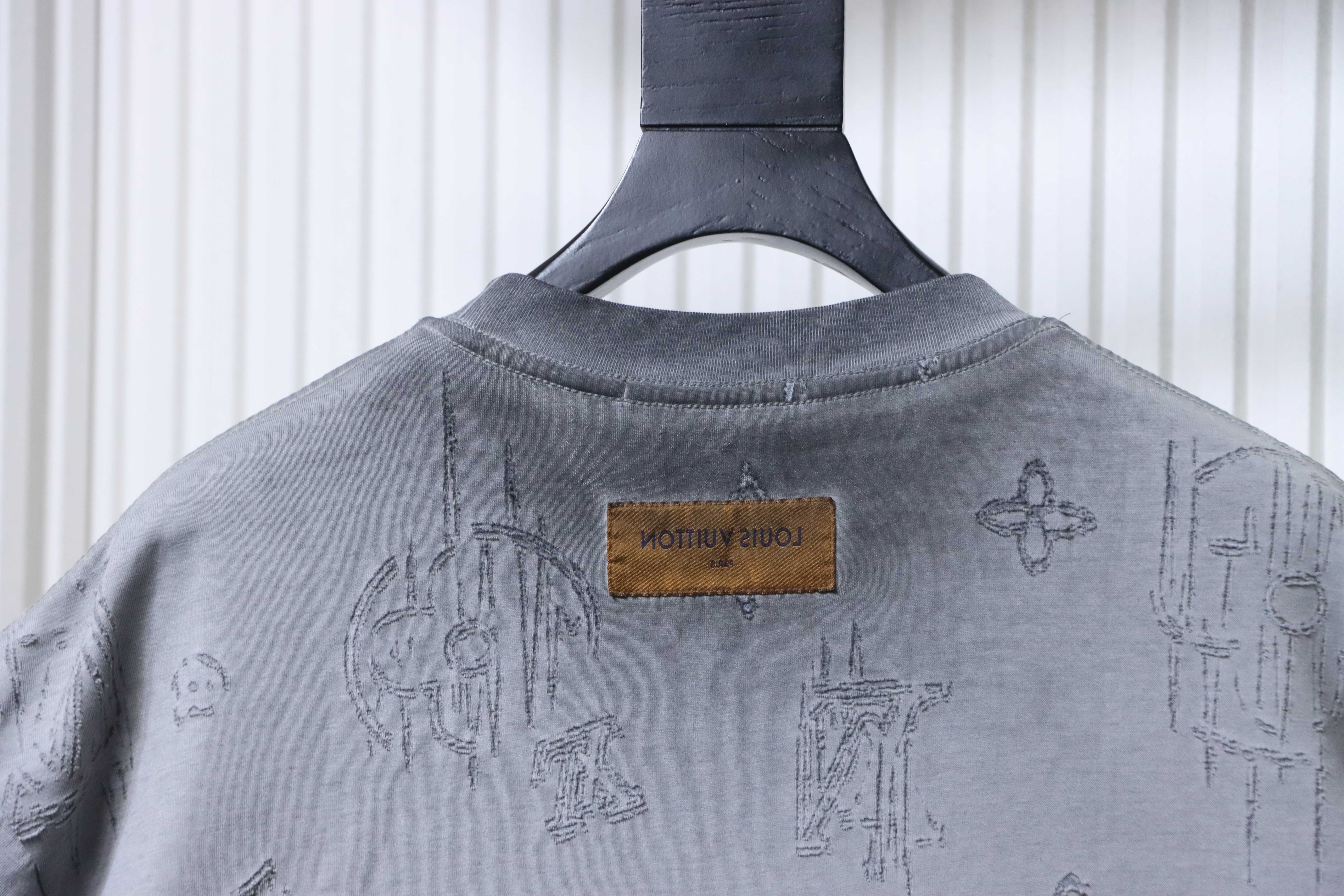 LOUIS VUITTON Burnout Monogram Burnout Washed Vintage Dark Gray Gray Short Sleeve T-Shirt