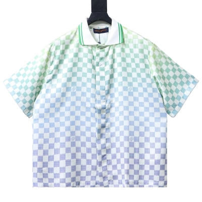 LOUIS VUITTON Checkerboard Collar Gradient Short Sleeve Shirt 01