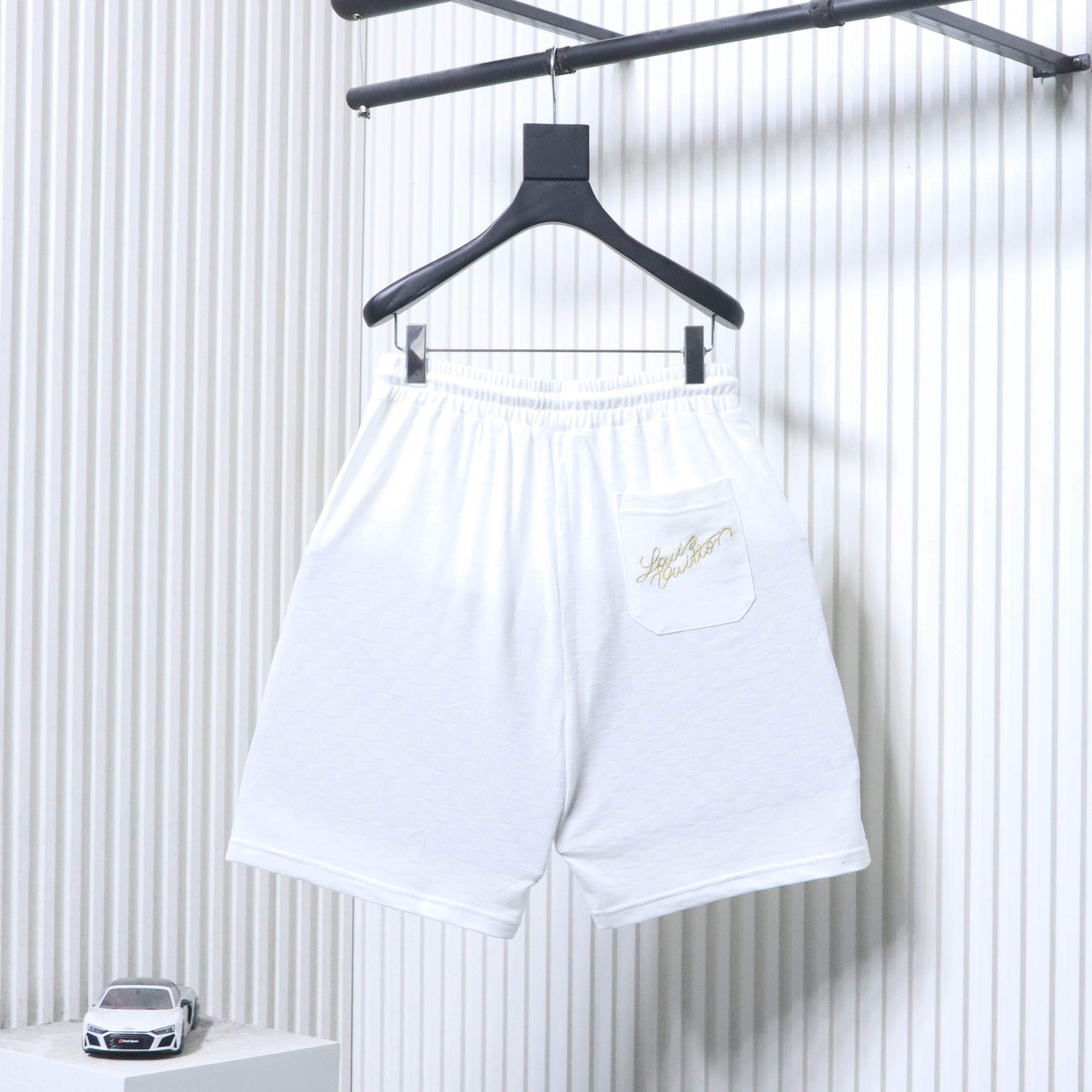 LOUIS VUITTON Checkerboard Embroidery Black Shorts