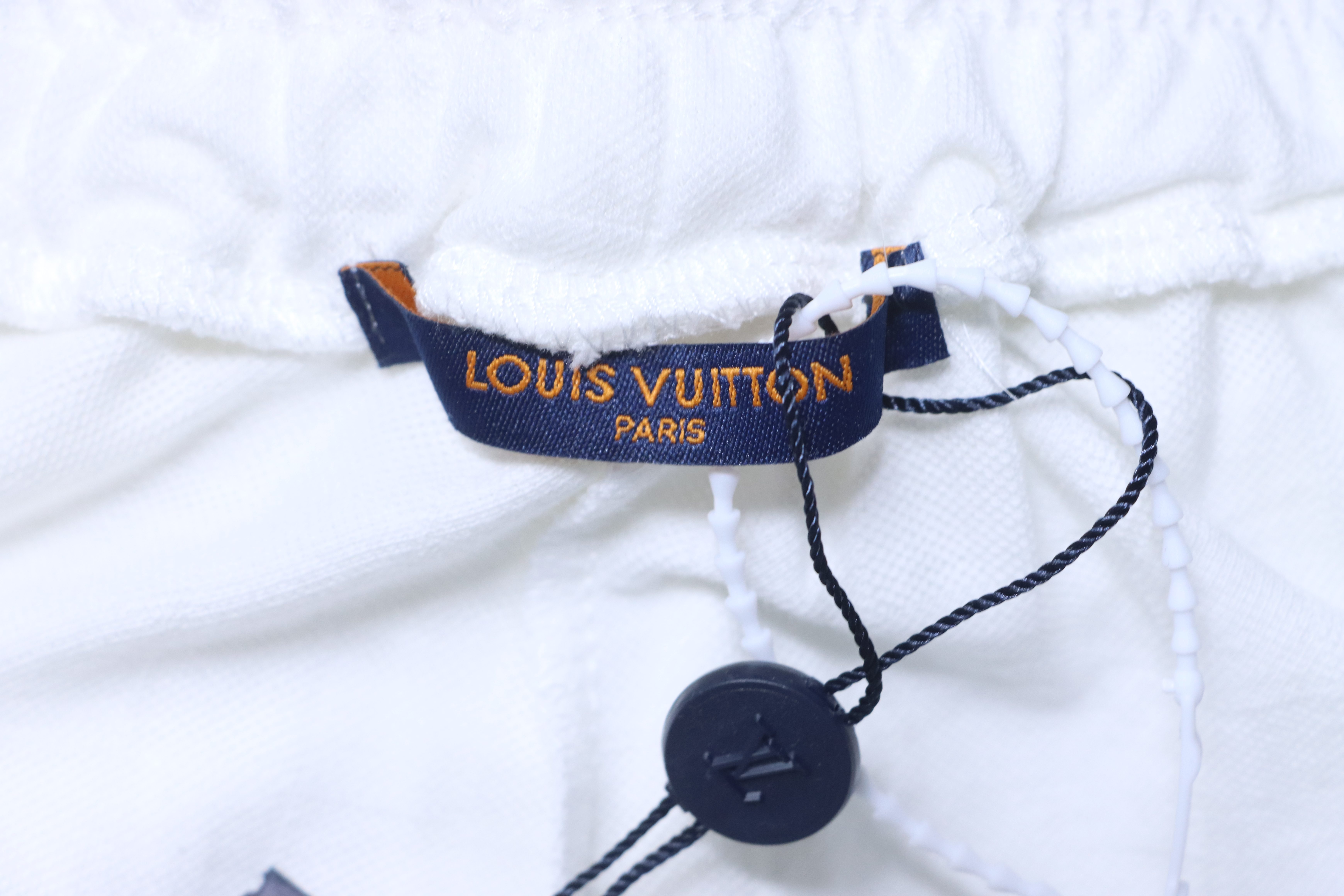 LOUIS VUITTON Checkerboard Embroidery Black Shorts