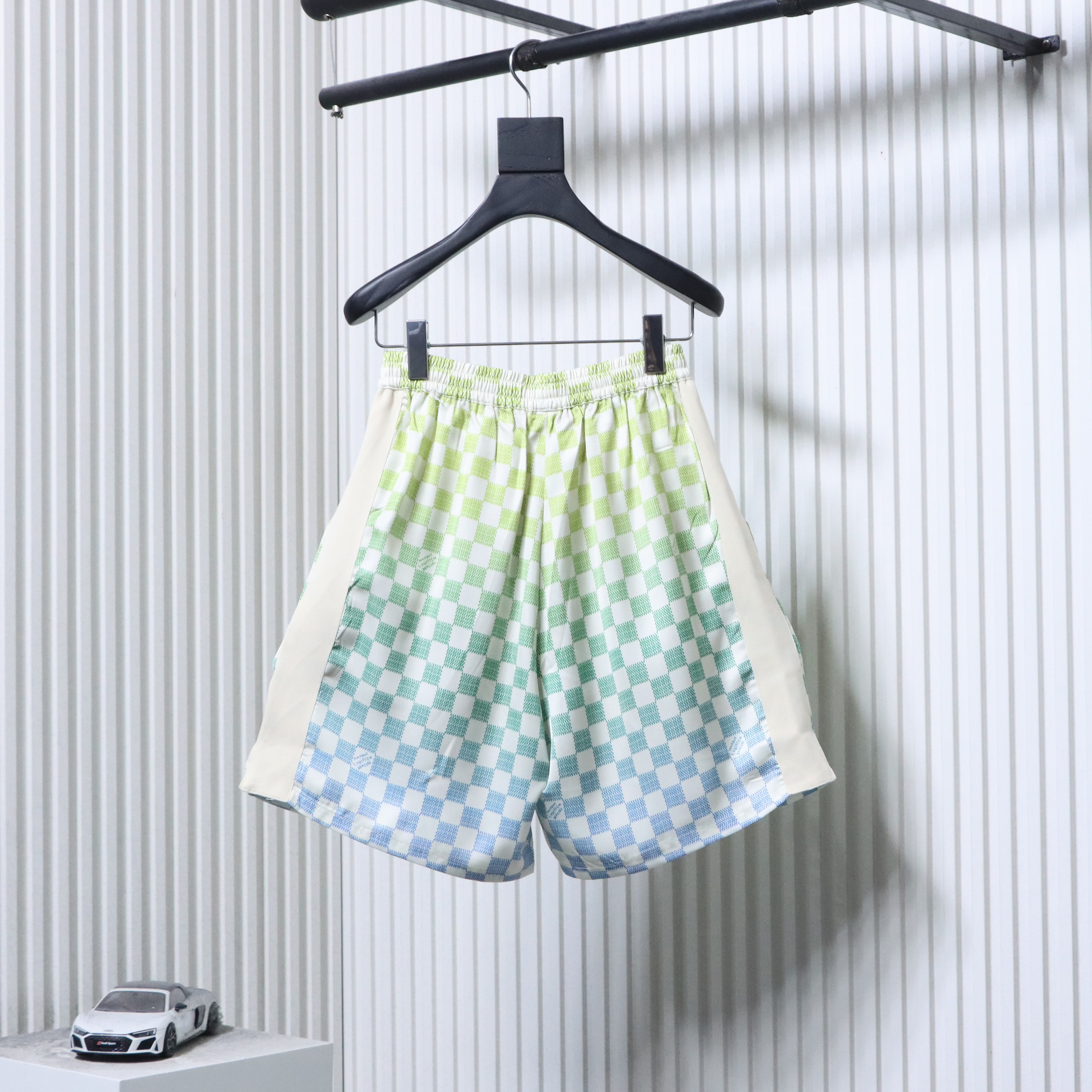 LOUIS VUITTON Checkerboard Gradient Shorts