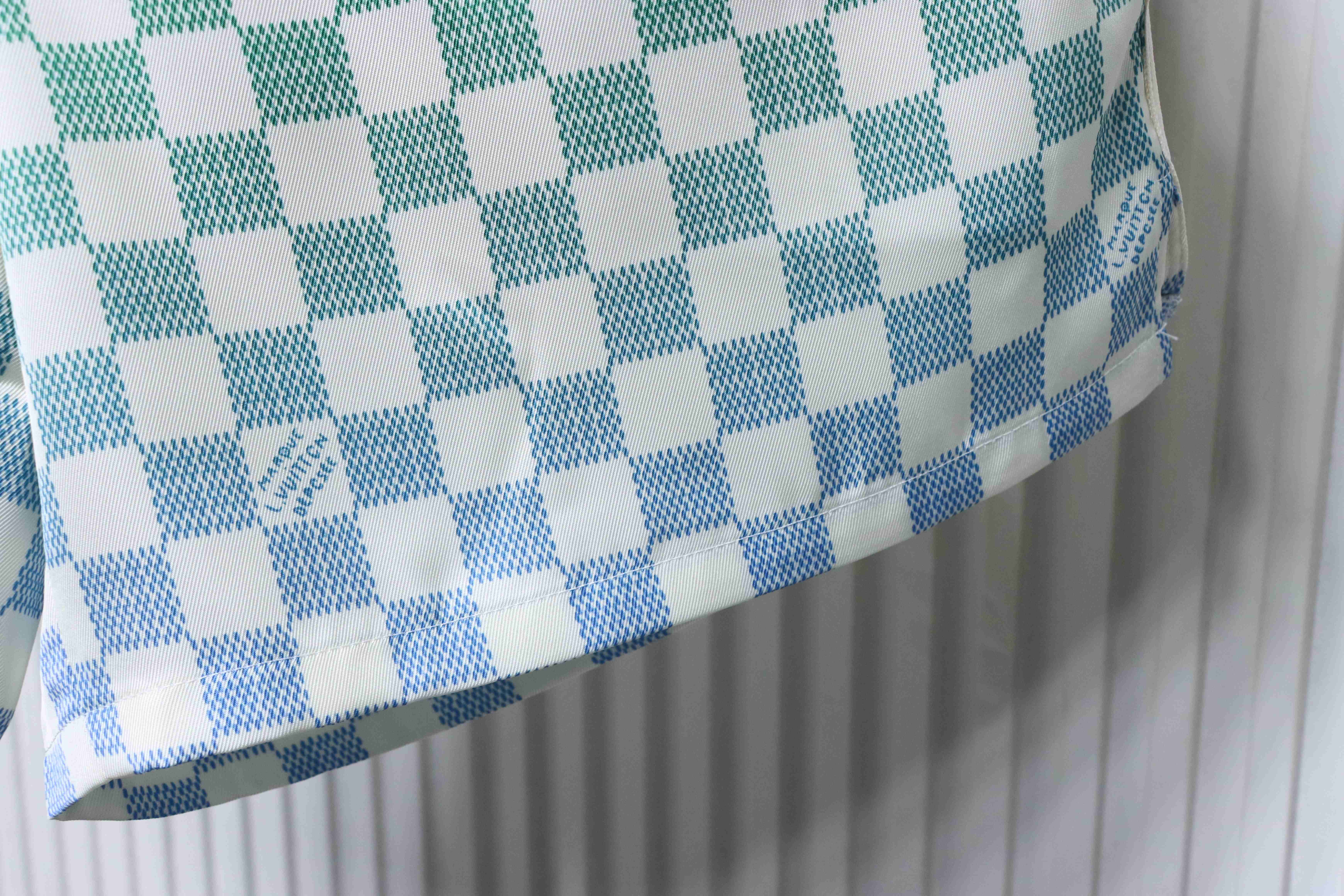 LOUIS VUITTON Checkerboard Gradient Shorts