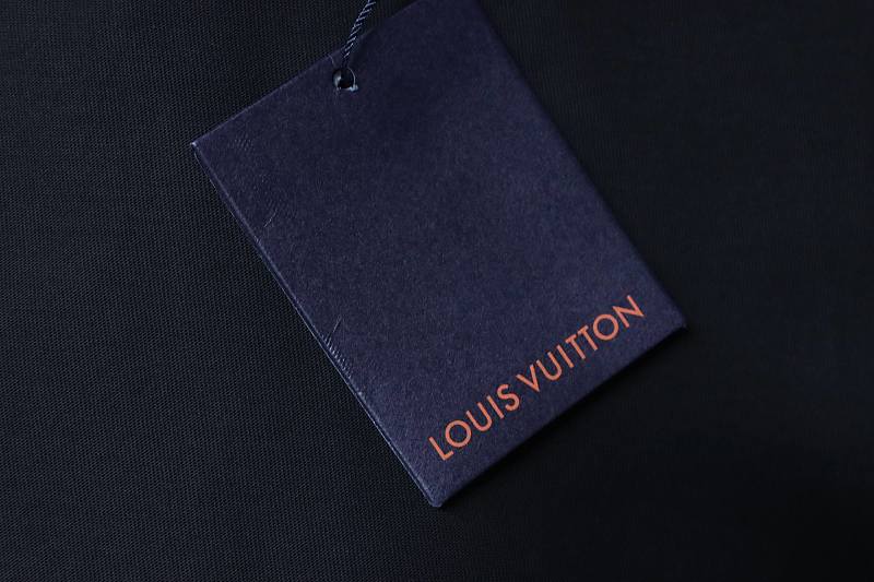 LOUIS VUITTON Chest Black White Short Sleeve T-Shirt