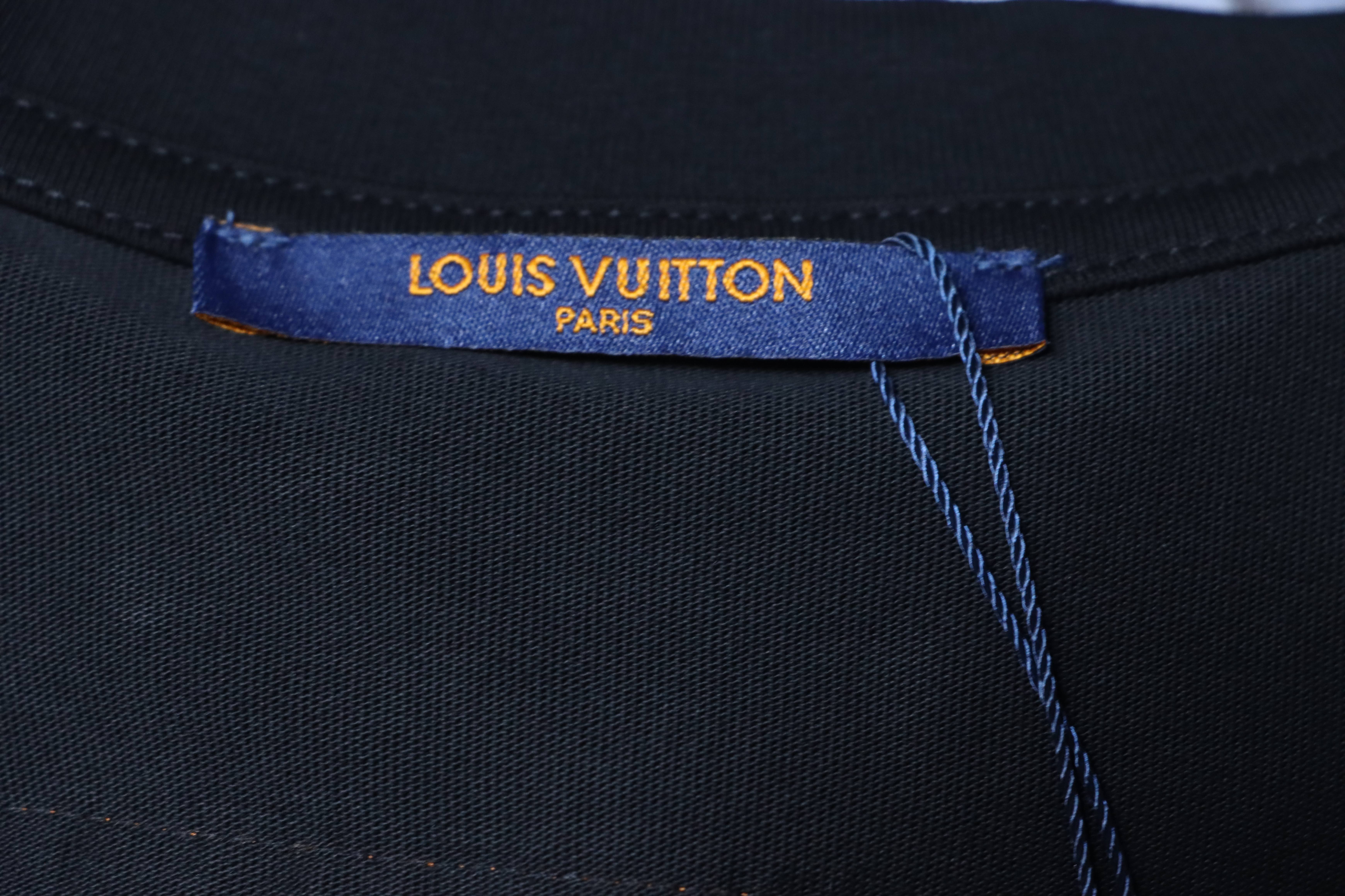 LOUIS VUITTON Chest Black White Short Sleeve T-Shirt