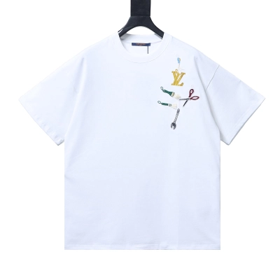 LOUIS VUITTON Chest Short Sleeve T-Shirt Style 2 01