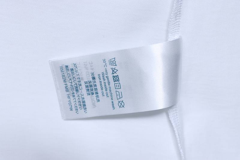 LOUIS VUITTON Chest Short Sleeve T-Shirt Style 2