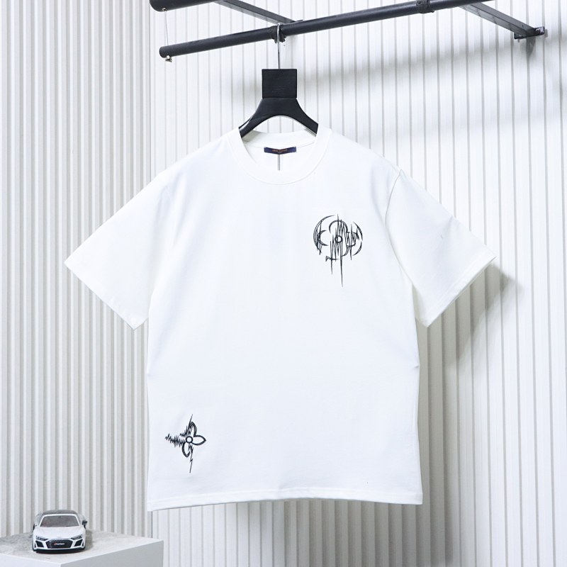 LOUIS VUITTON Clover Black White Short Sleeve T-Shirt Style 1