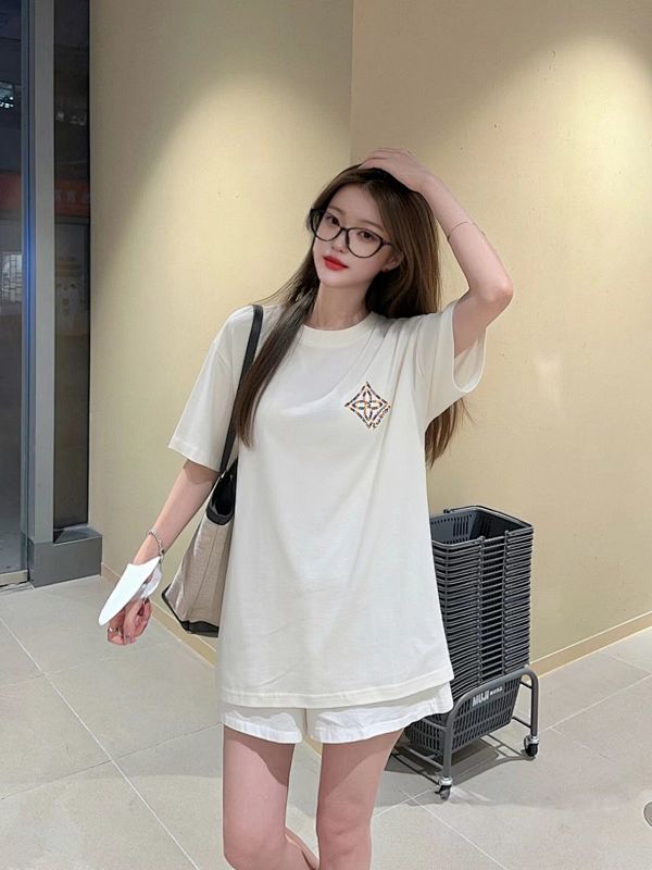 LOUIS VUITTON Clover Embroidery Short Sleeve T-Shirt Style 1