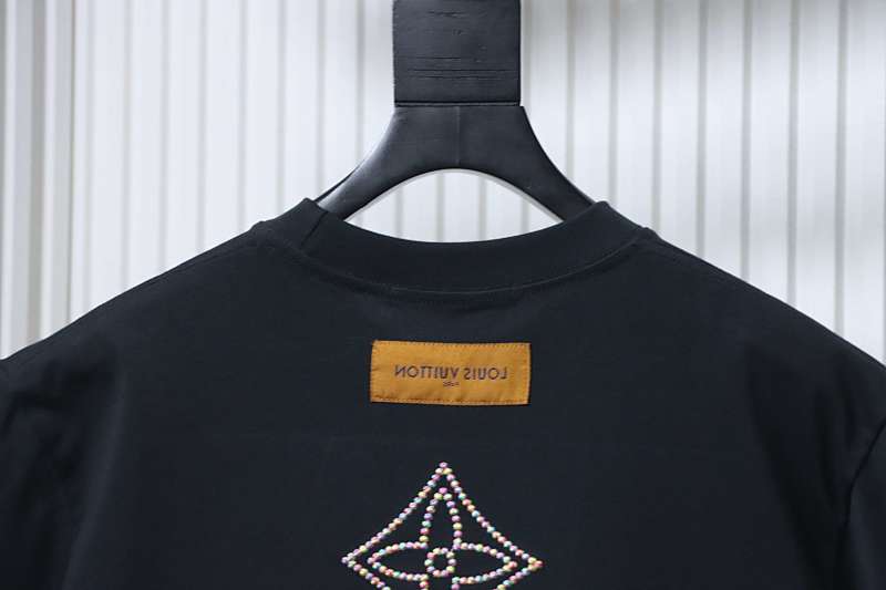 LOUIS VUITTON Clover Embroidery Short Sleeve T-Shirt Style 2