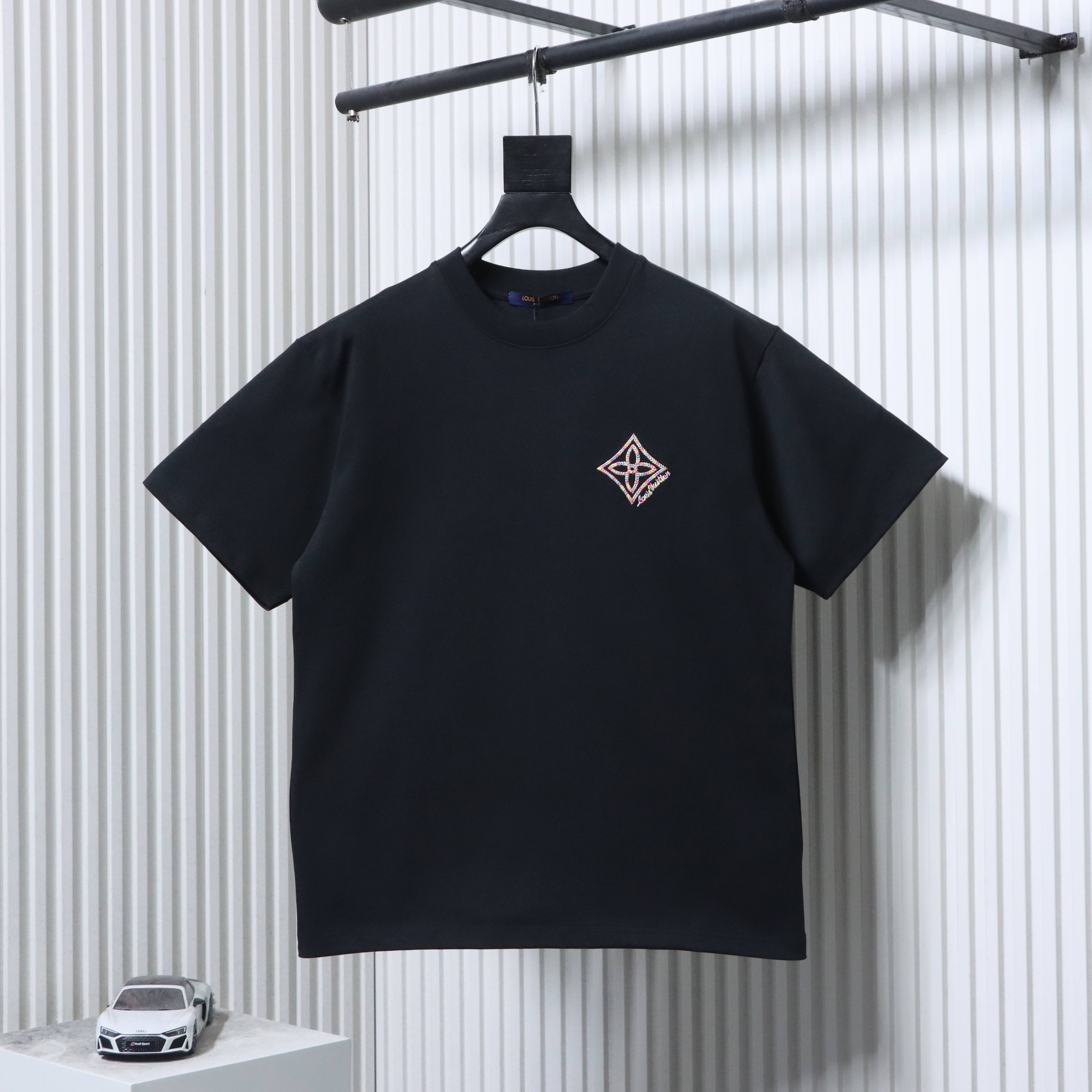 LOUIS VUITTON Clover Embroidery Short Sleeve T-Shirt Style 2