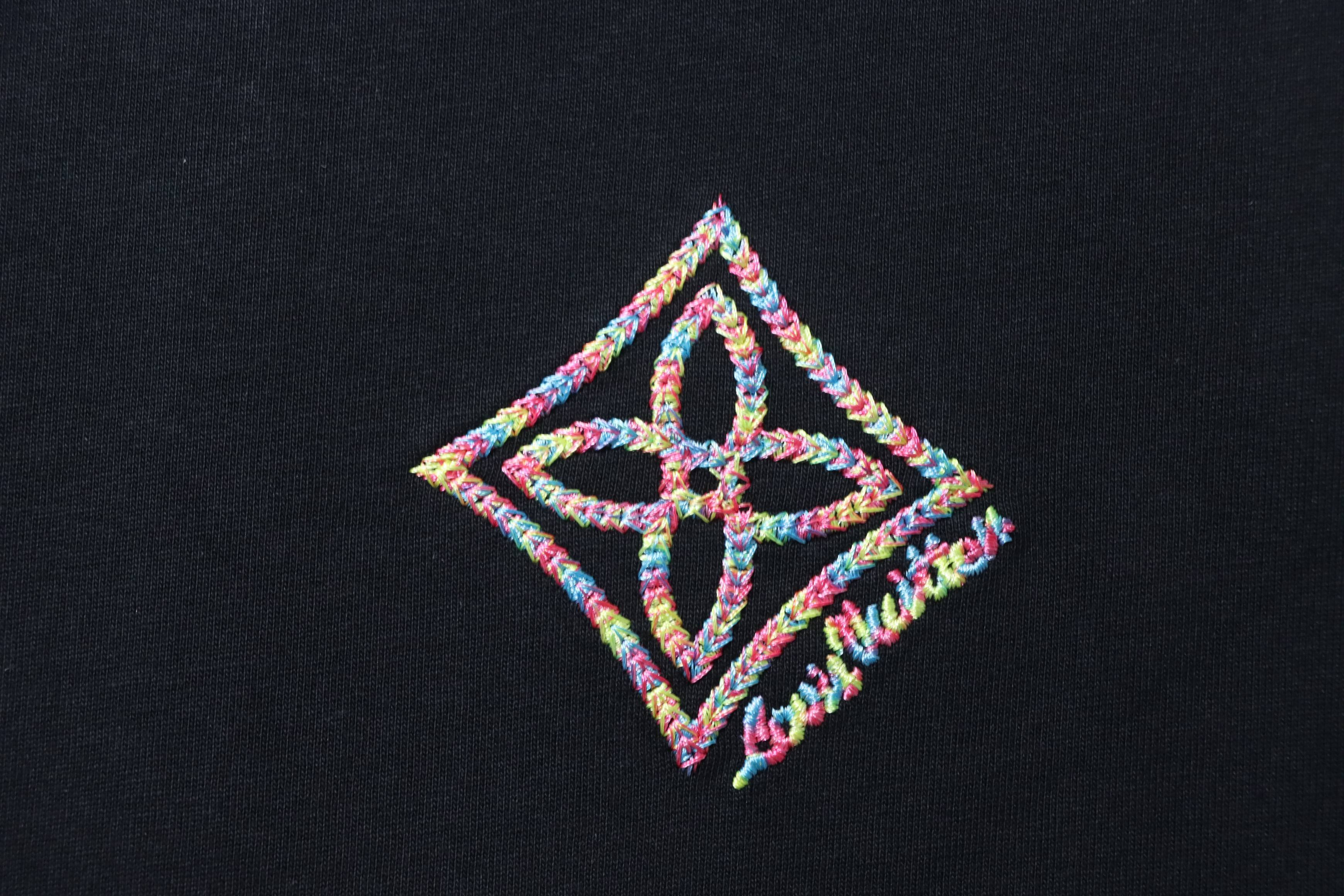 LOUIS VUITTON Clover Embroidery Short Sleeve T-Shirt Style 2