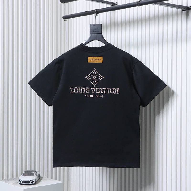 LOUIS VUITTON Clover Embroidery Short Sleeve T-Shirt Style 3