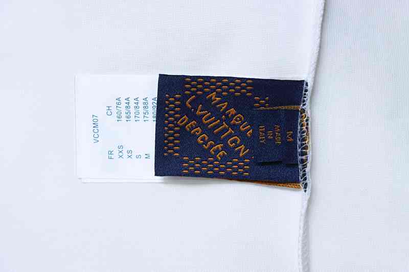 LOUIS VUITTON Clover Embroidery Short Sleeve T-Shirt Style 4