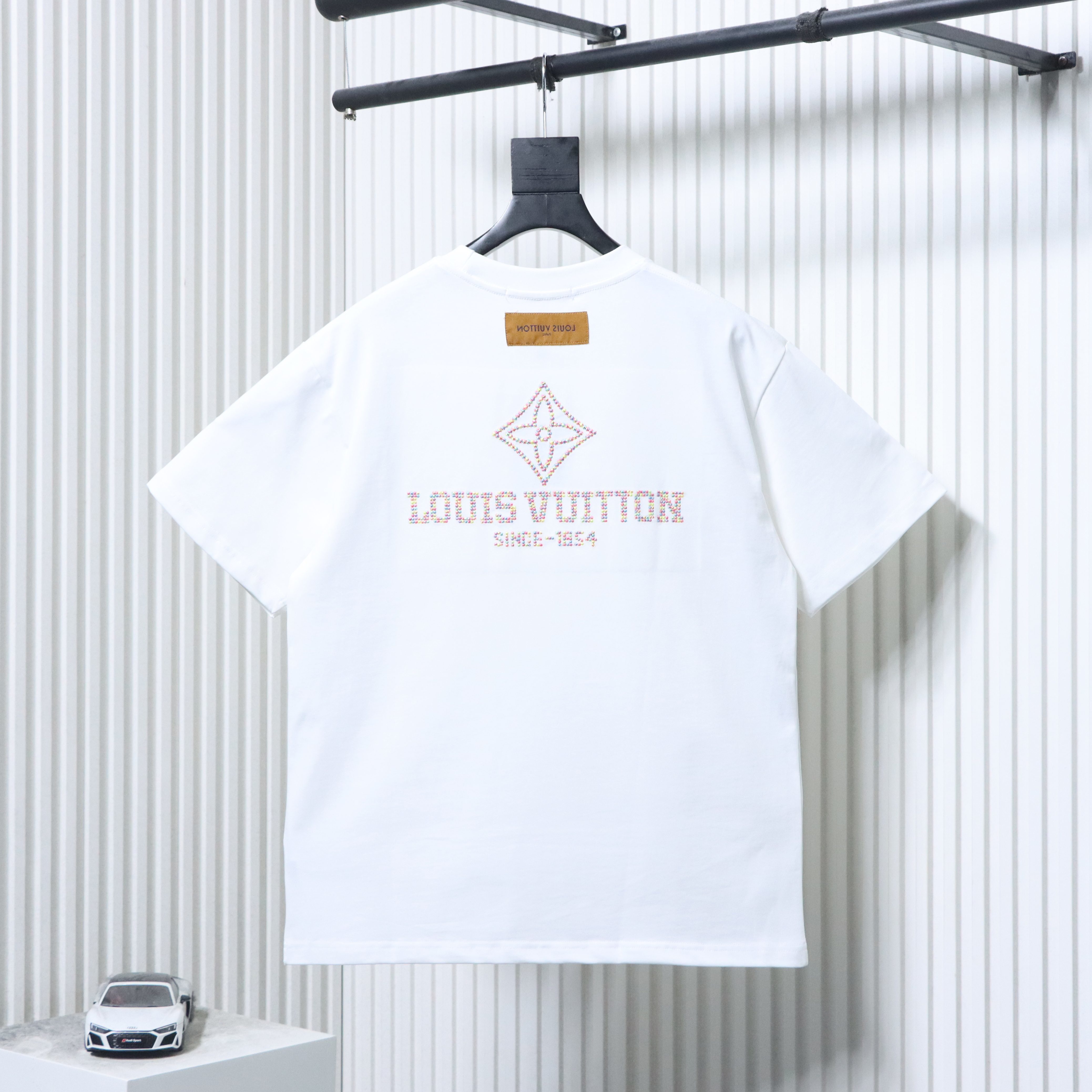 LOUIS VUITTON Clover Embroidery Short Sleeve T-Shirt Style 4