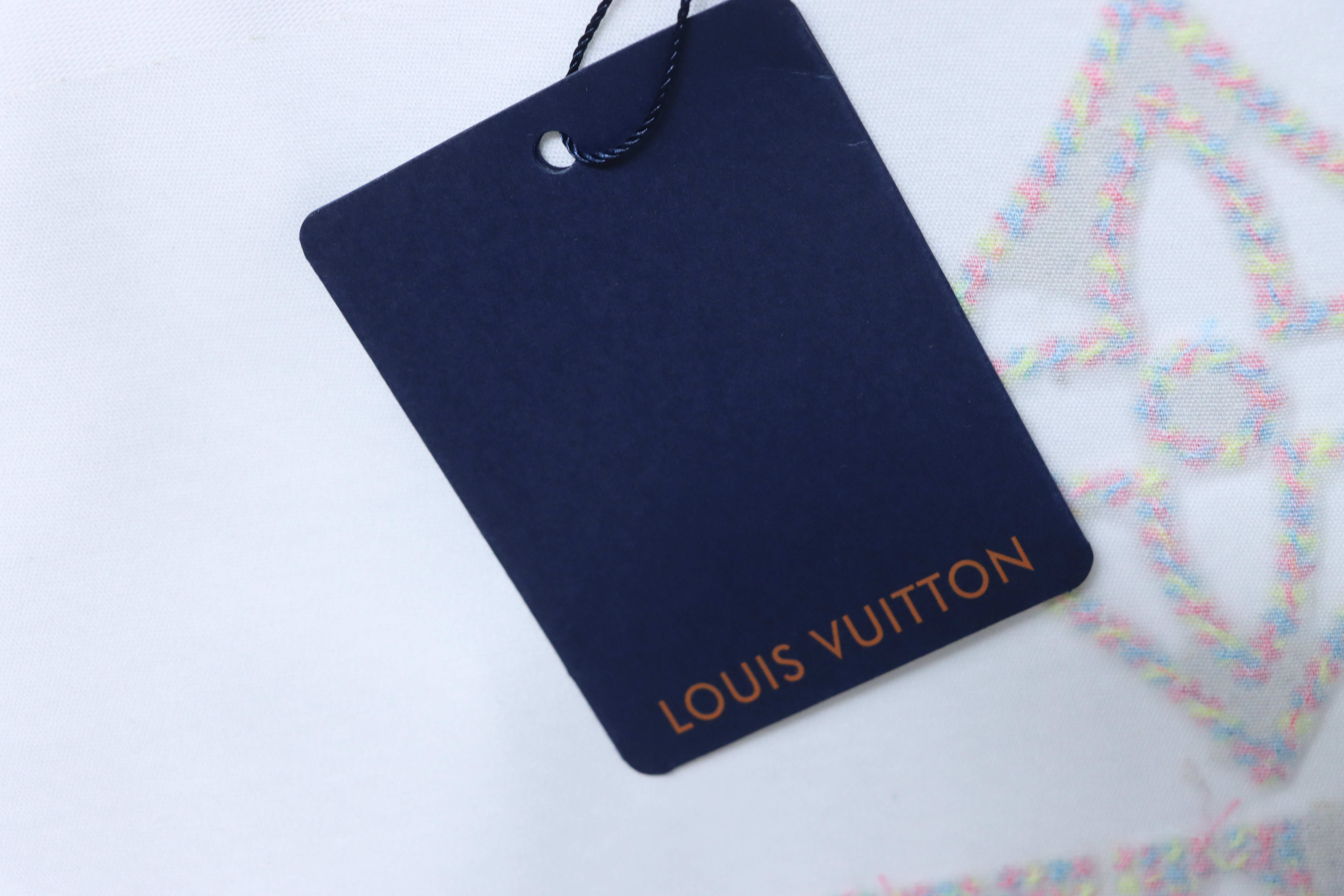LOUIS VUITTON Clover Embroidery Short Sleeve T-Shirt Style 4