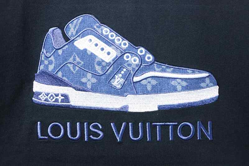 LOUIS VUITTON Clover Letter Embroidery Logo Short Sleeve T-Shirt Style 1