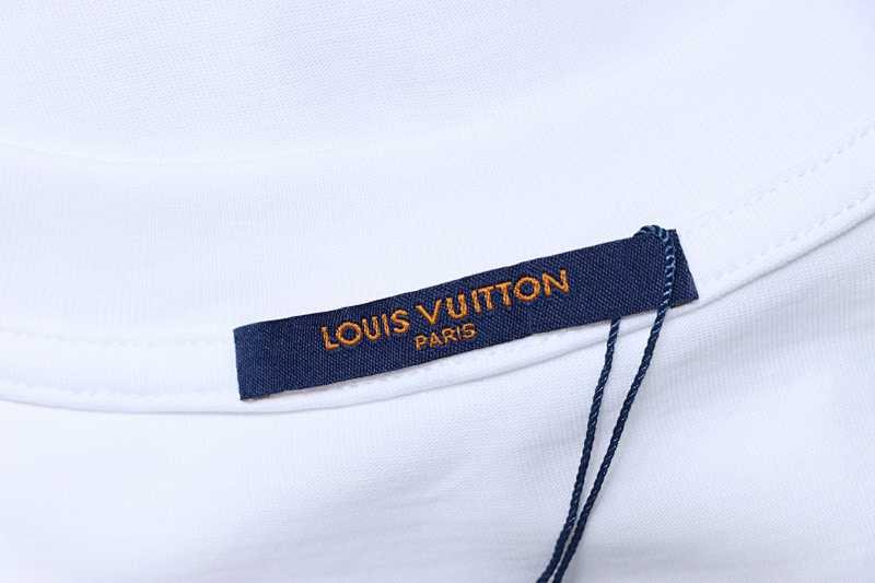 LOUIS VUITTON Clover Letter Embroidery Logo Short Sleeve T-Shirt Style 2