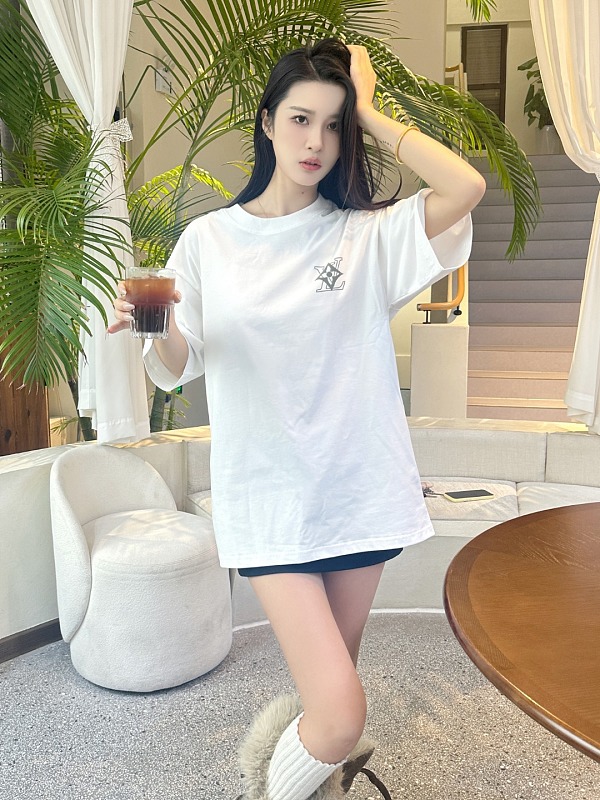 LOUIS VUITTON Clover Print Back Logo Black Short Sleeve T-Shirt
