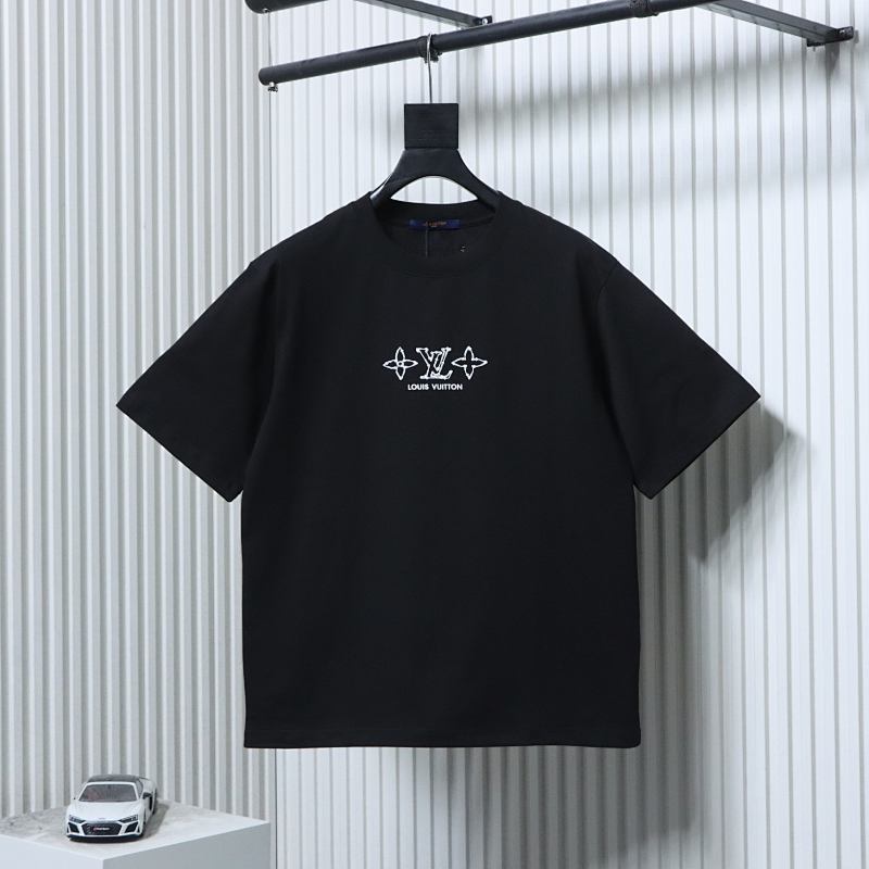 LOUIS VUITTON Clover Print Back Logo Short Sleeve T-Shirt