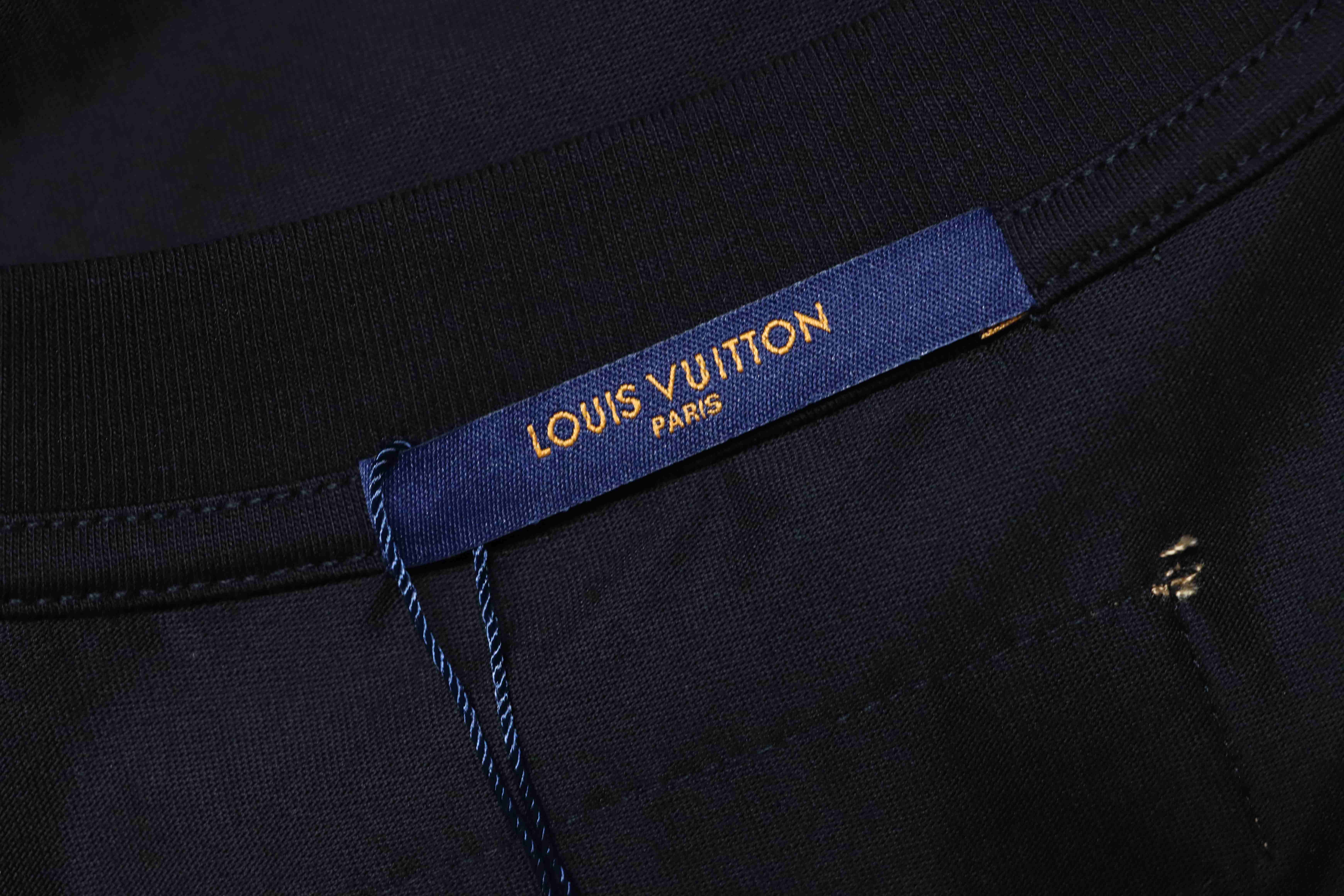 LOUIS VUITTON Clover Print Back Logo Short Sleeve T-Shirt