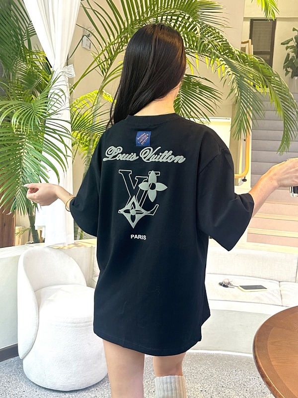 LOUIS VUITTON Clover Print Back Logo White Short Sleeve T-Shirt