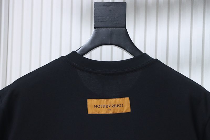 LOUIS VUITTON Clover Short Sleeve T-Shirt Style 2