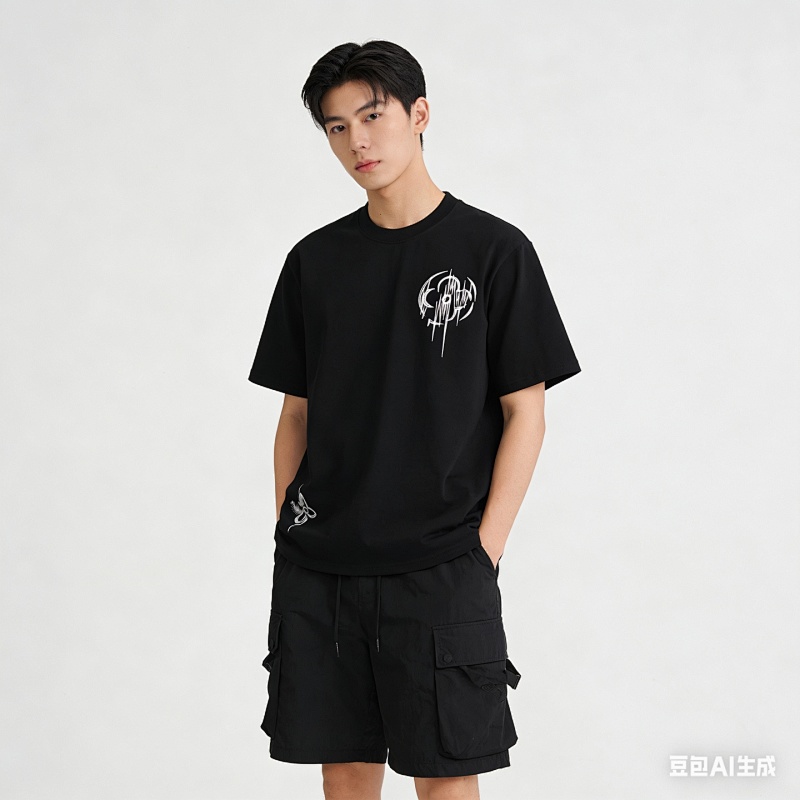 LOUIS VUITTON Clover Short Sleeve T-Shirt Style 2