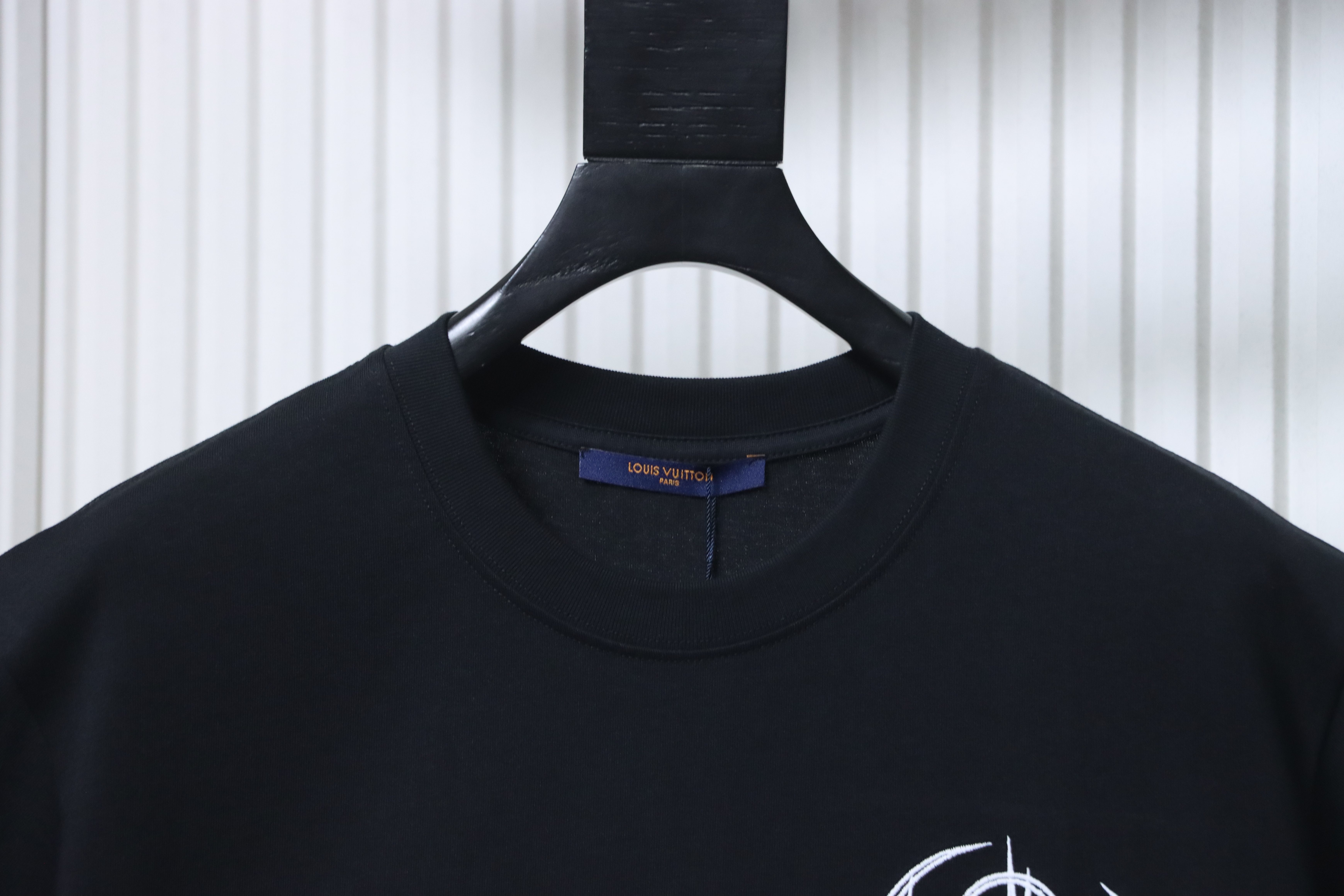 LOUIS VUITTON Clover Short Sleeve T-Shirt Style 2