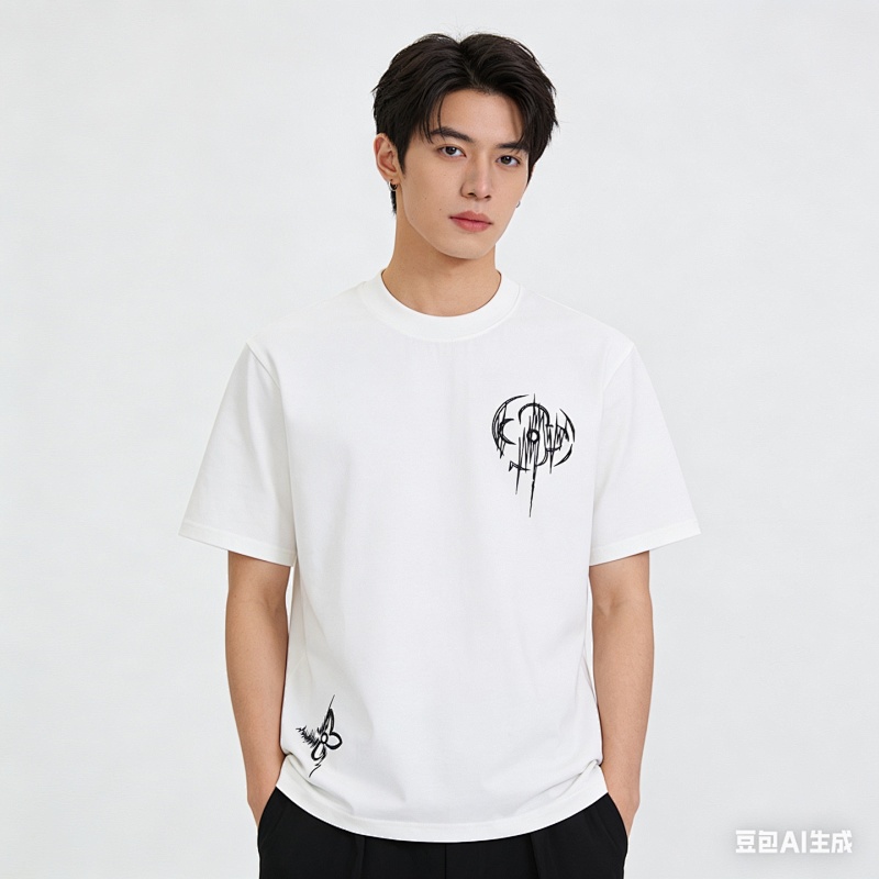 LOUIS VUITTON Clover Short Sleeve T-Shirt Style 4