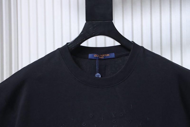 LOUIS VUITTON Cultural Landscape Pattern Embroidery Black White Short Sleeve T-Shirt