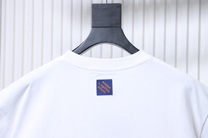 LOUIS VUITTON Cultural Landscape Pattern Embroidery Short Sleeve T-Shirt Style 2