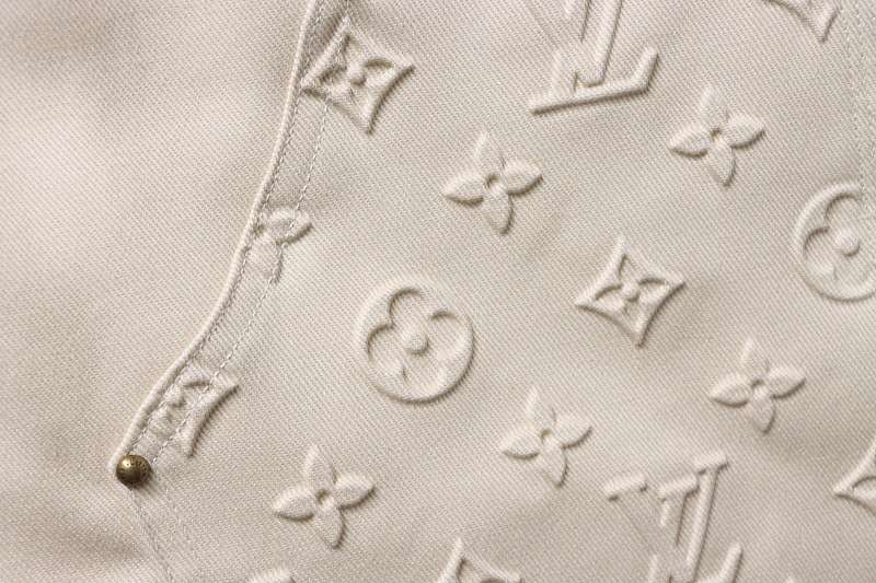 LOUIS VUITTON Embossed Monogram Denim Shorts Style 1