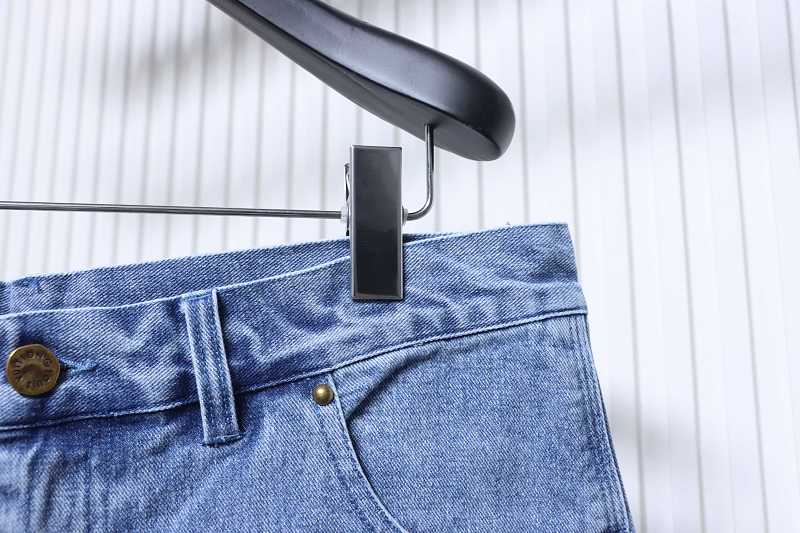 LOUIS VUITTON Embossed Monogram Denim Shorts Style 2