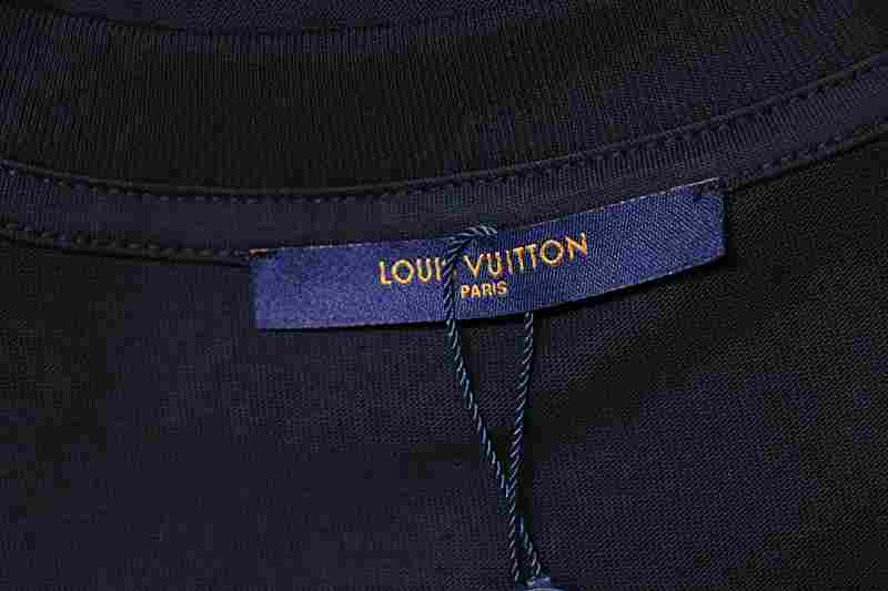 LOUIS VUITTON Embroidery Black White Short Sleeve T-Shirt